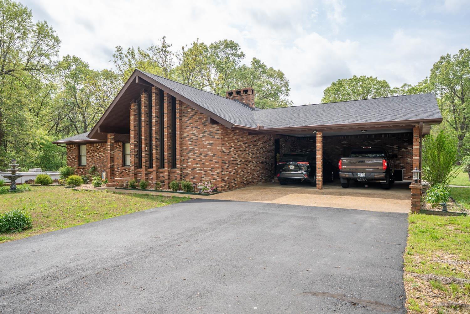 17263 N Highway 9  Mammoth Spring, AR