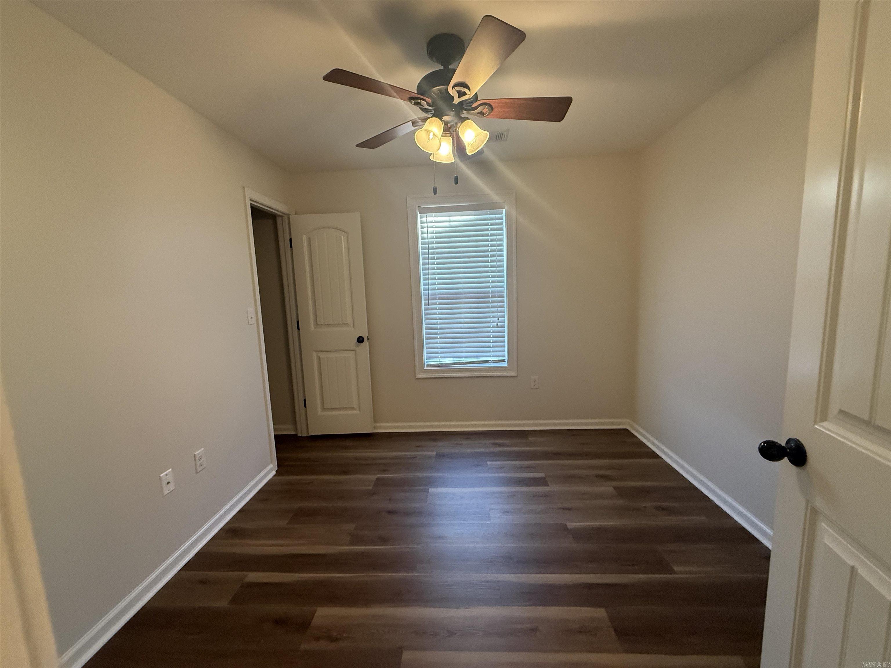 906 Garrison  Paragould, AR