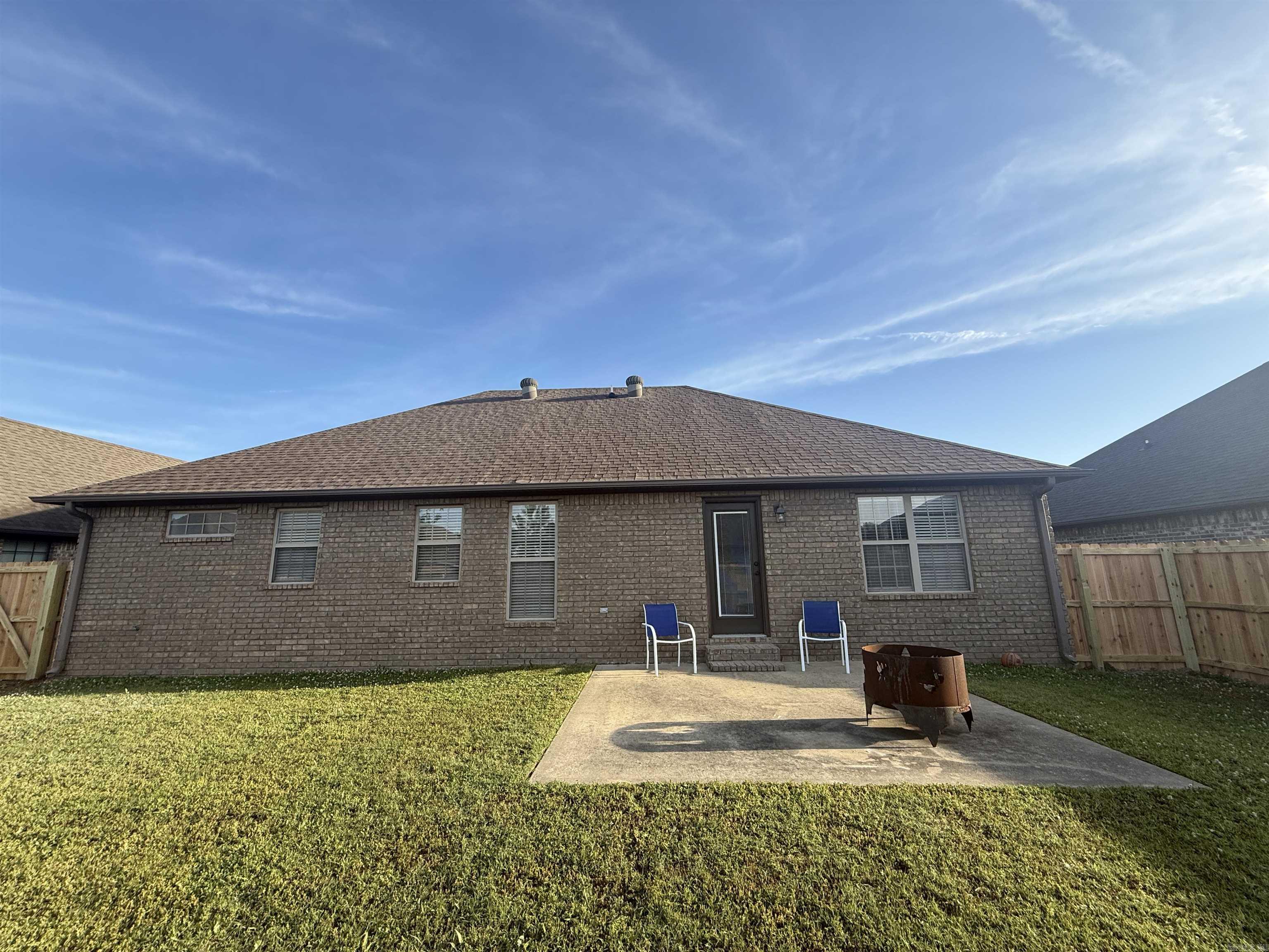 906 Garrison  Paragould, AR