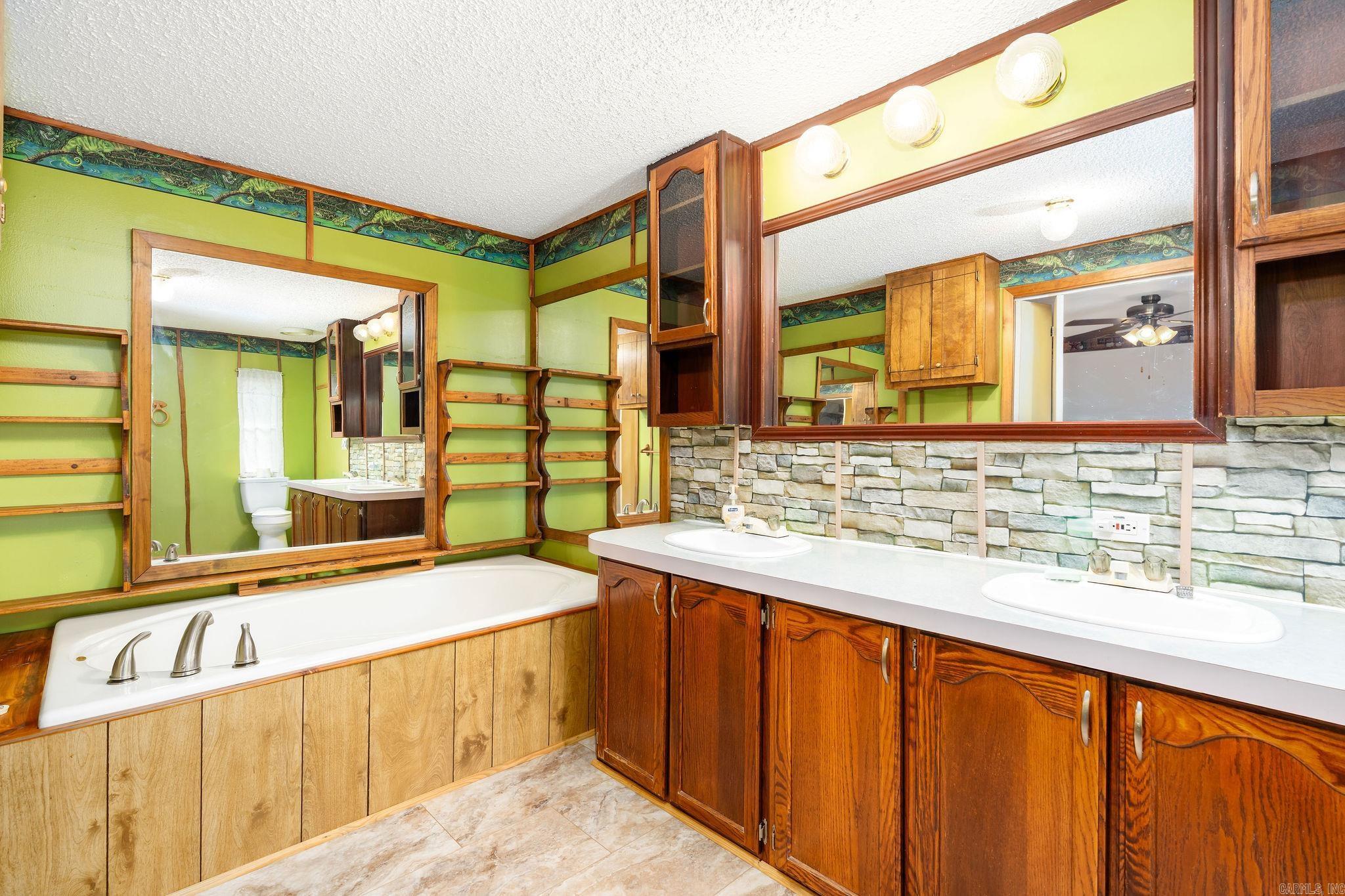 1404 Red Fox  Bismarck, AR