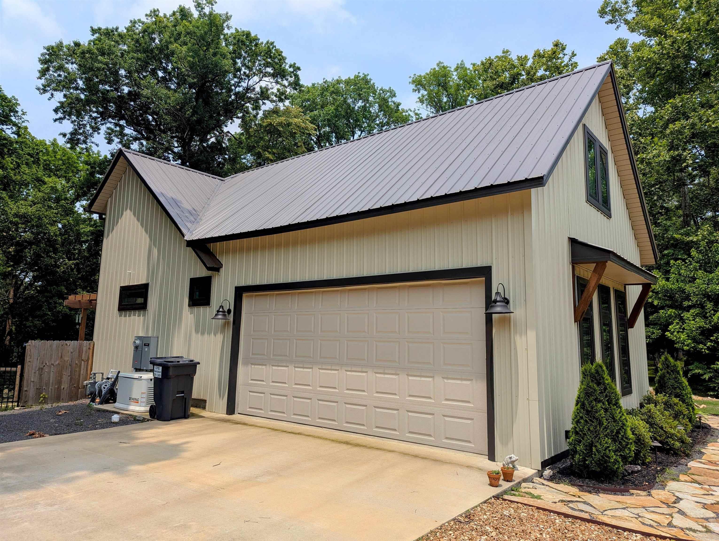 13 River Drive Estates South  Pangburn, AR