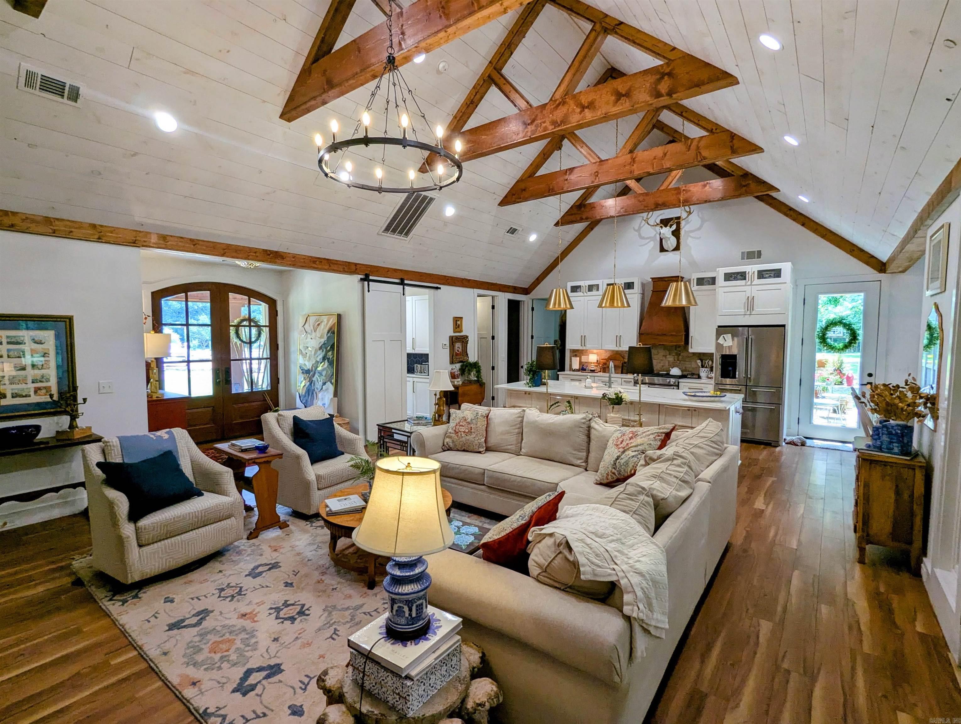 13 River Drive Estates South  Pangburn, AR