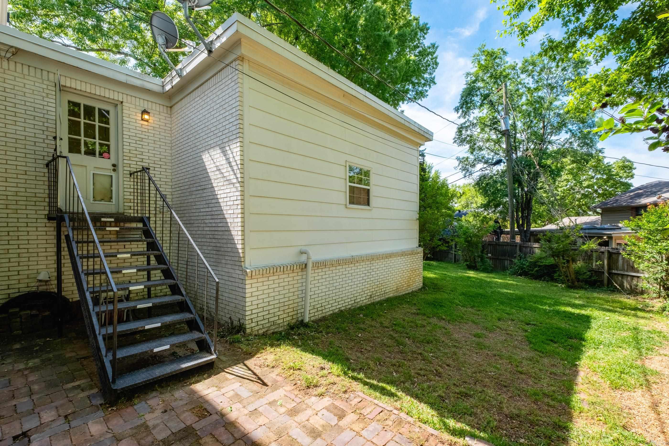 1412 N Hughes  Little Rock, AR