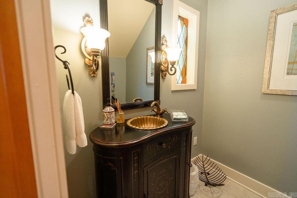 180 Silver Shores Ln.  Drasco, AR