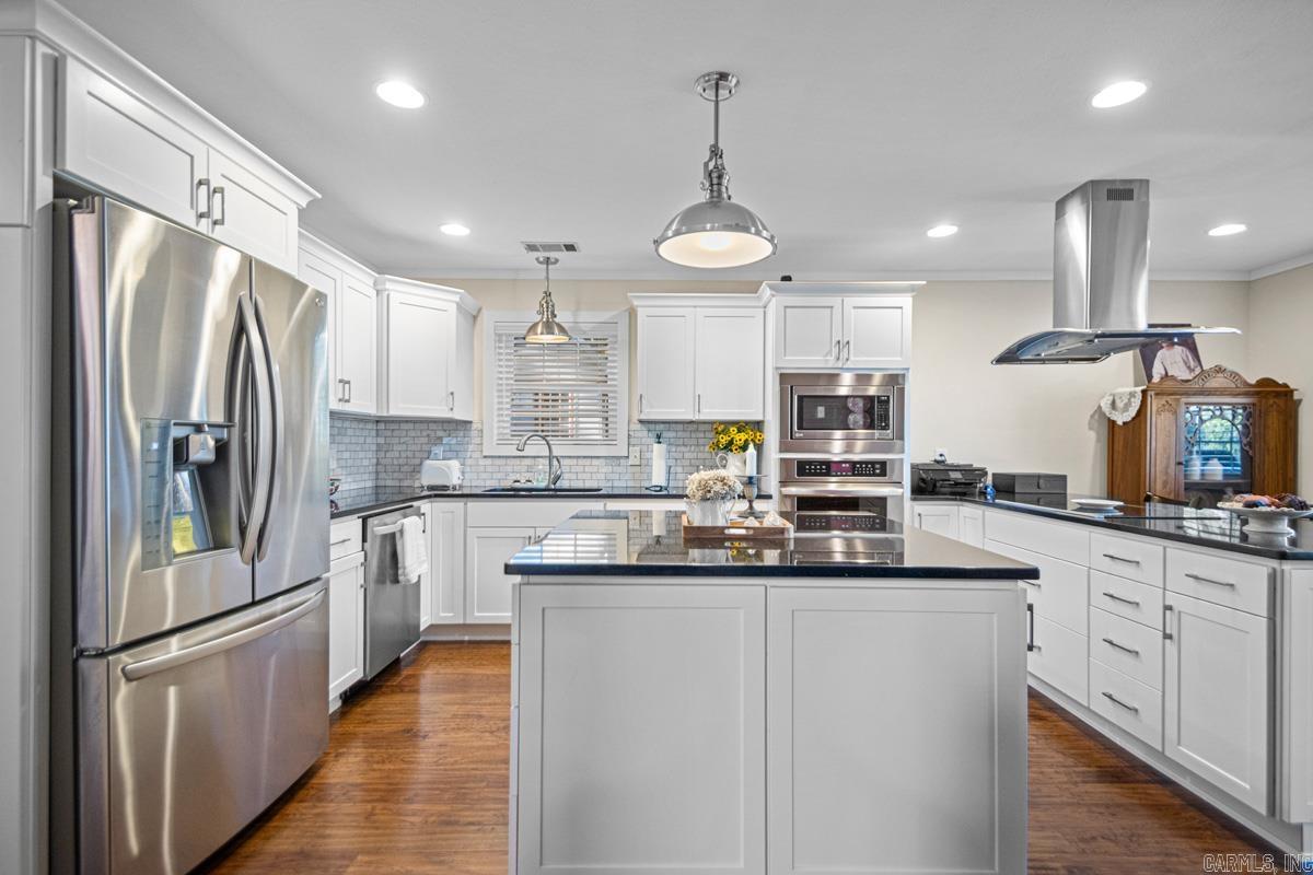 6715 ROBERTS  Alexander, AR