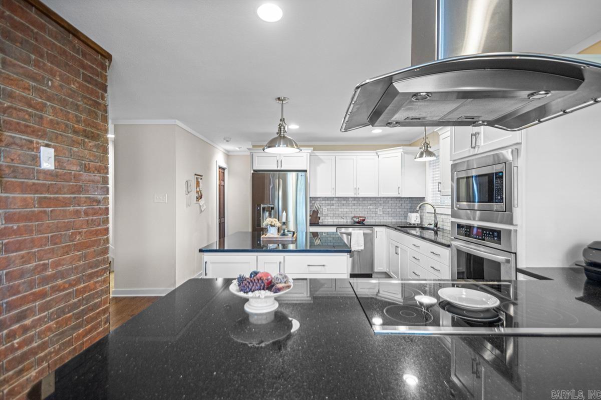 6715 ROBERTS  Alexander, AR