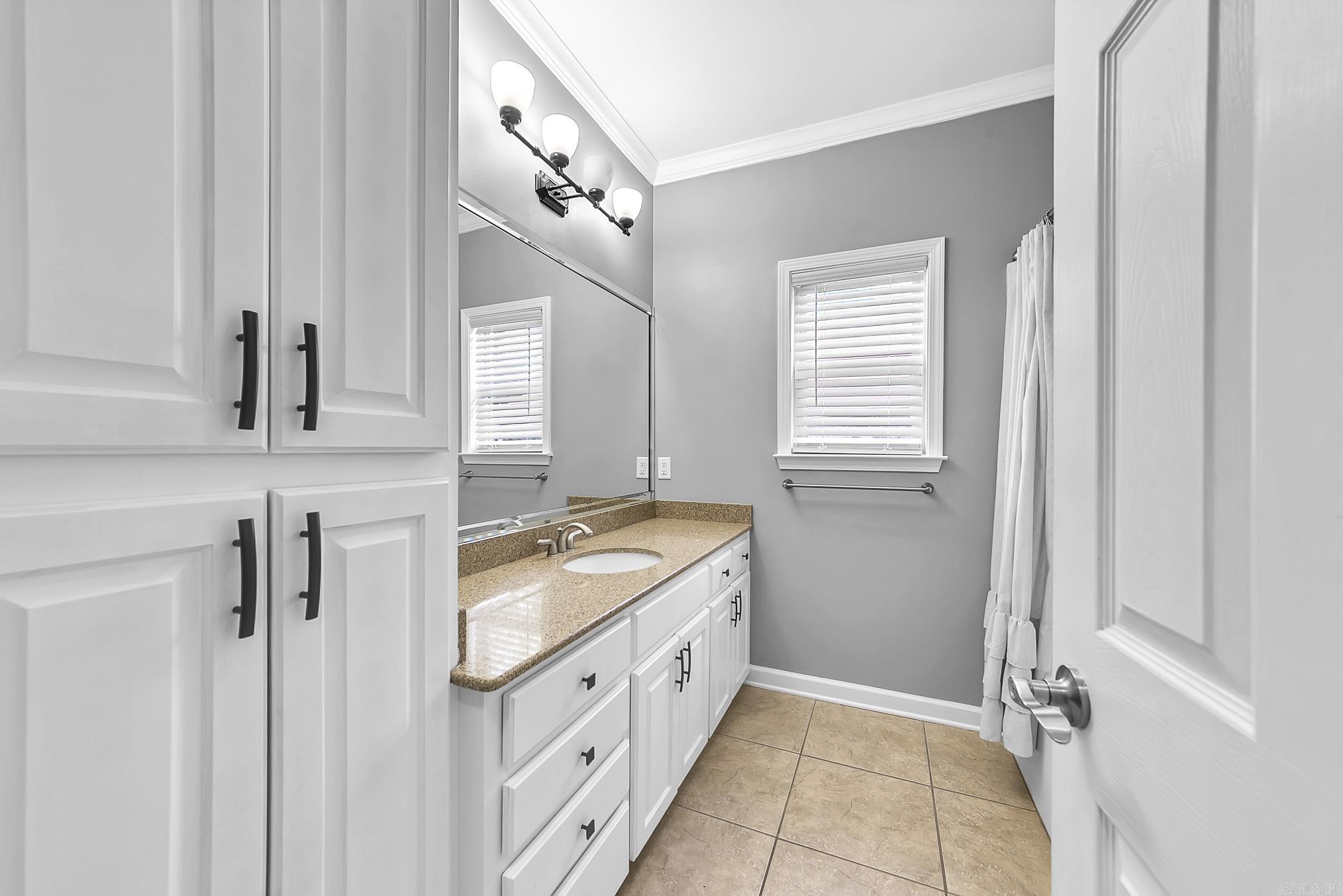 7148 E Ridge  Sherwood, AR