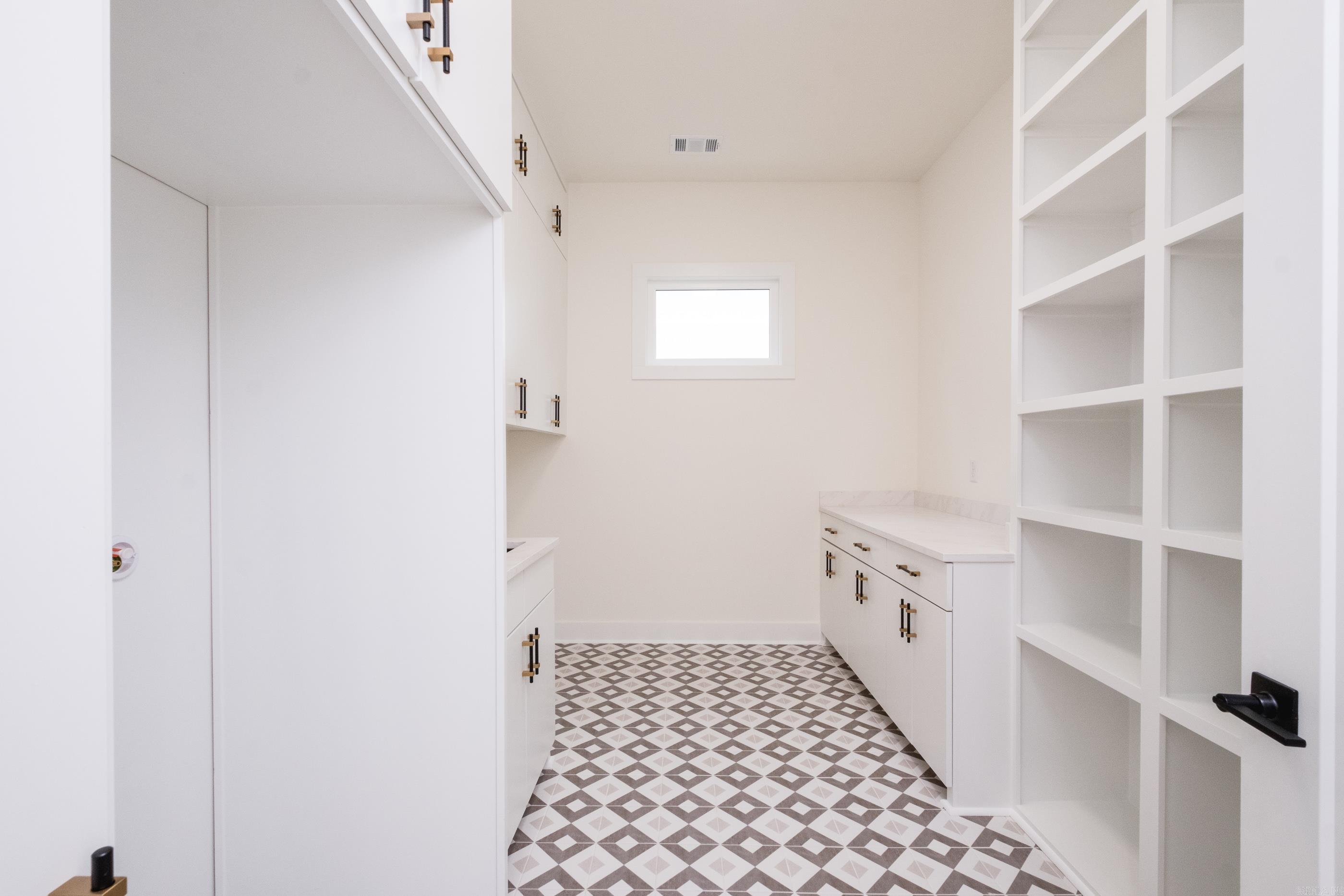 32 Mereville Place  Little Rock, AR