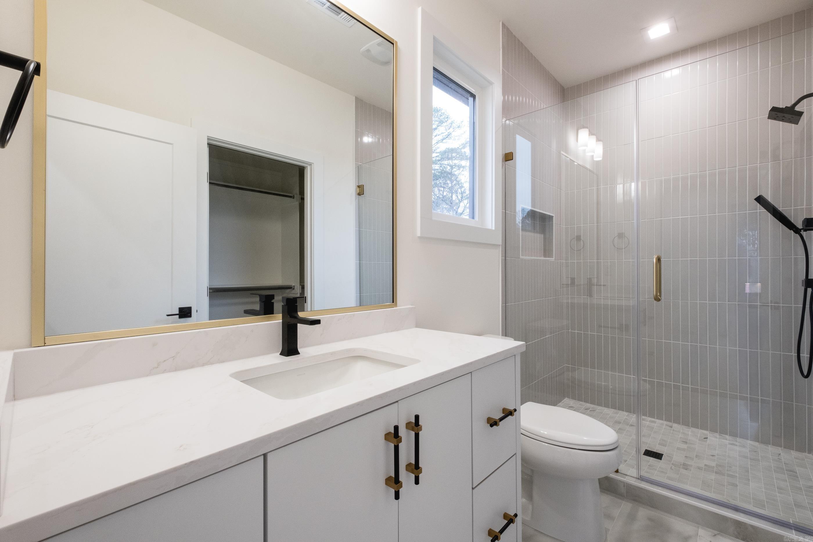 32 Mereville Place  Little Rock, AR