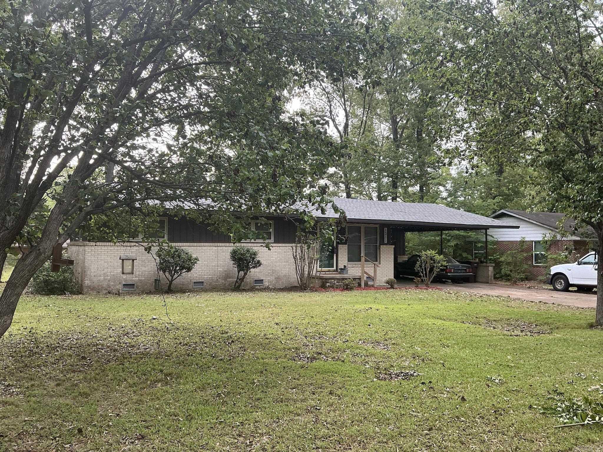 1311 Beech  Crossett, AR