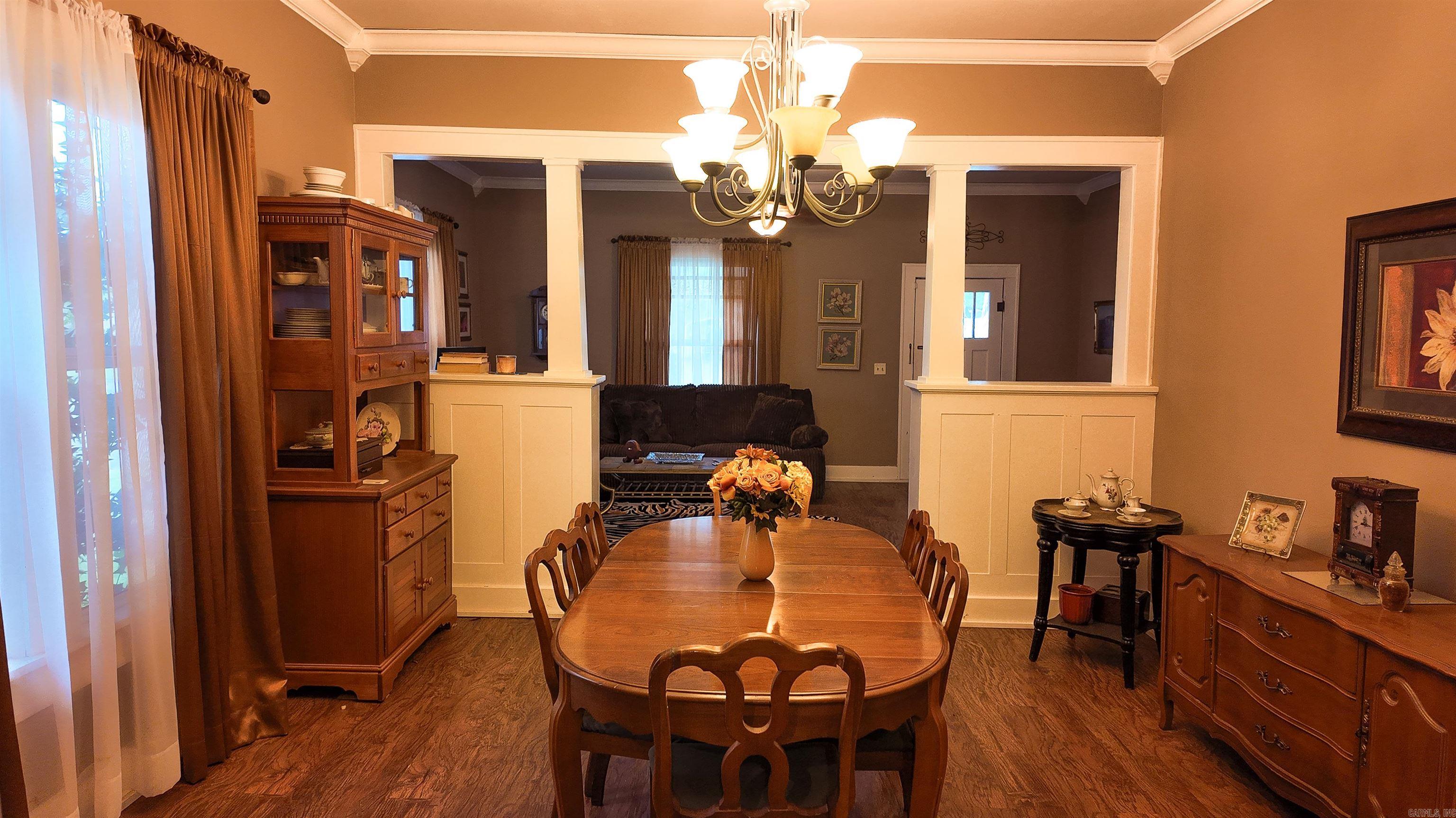 708 N 5th  Paris, AR