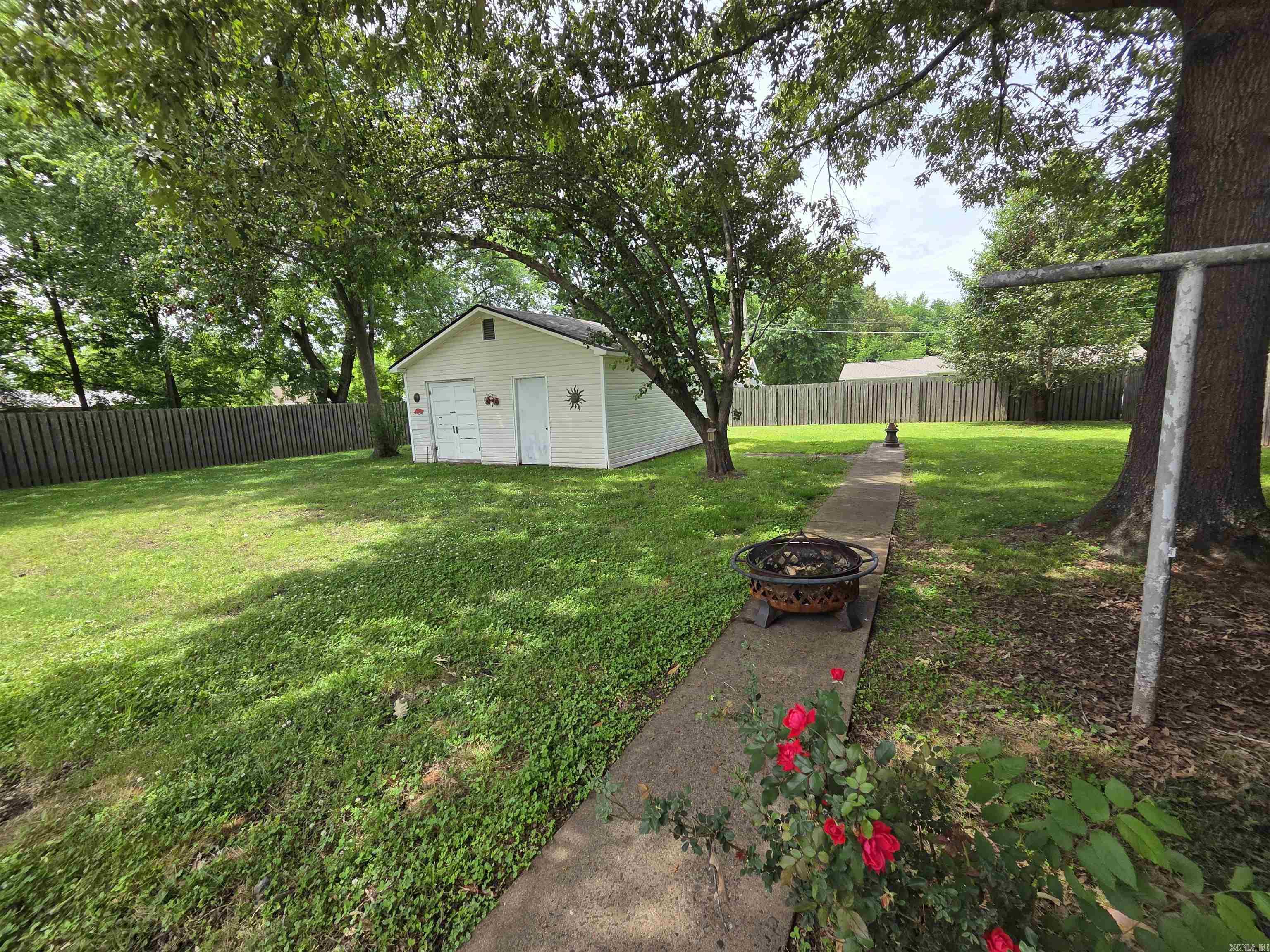 708 N 5th Street Paris, AR 72855
