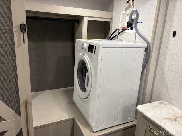 143 MC 2073  Lead Hill, AR