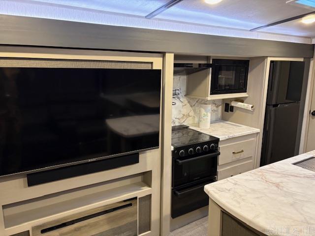 143 MC 2073  Lead Hill, AR