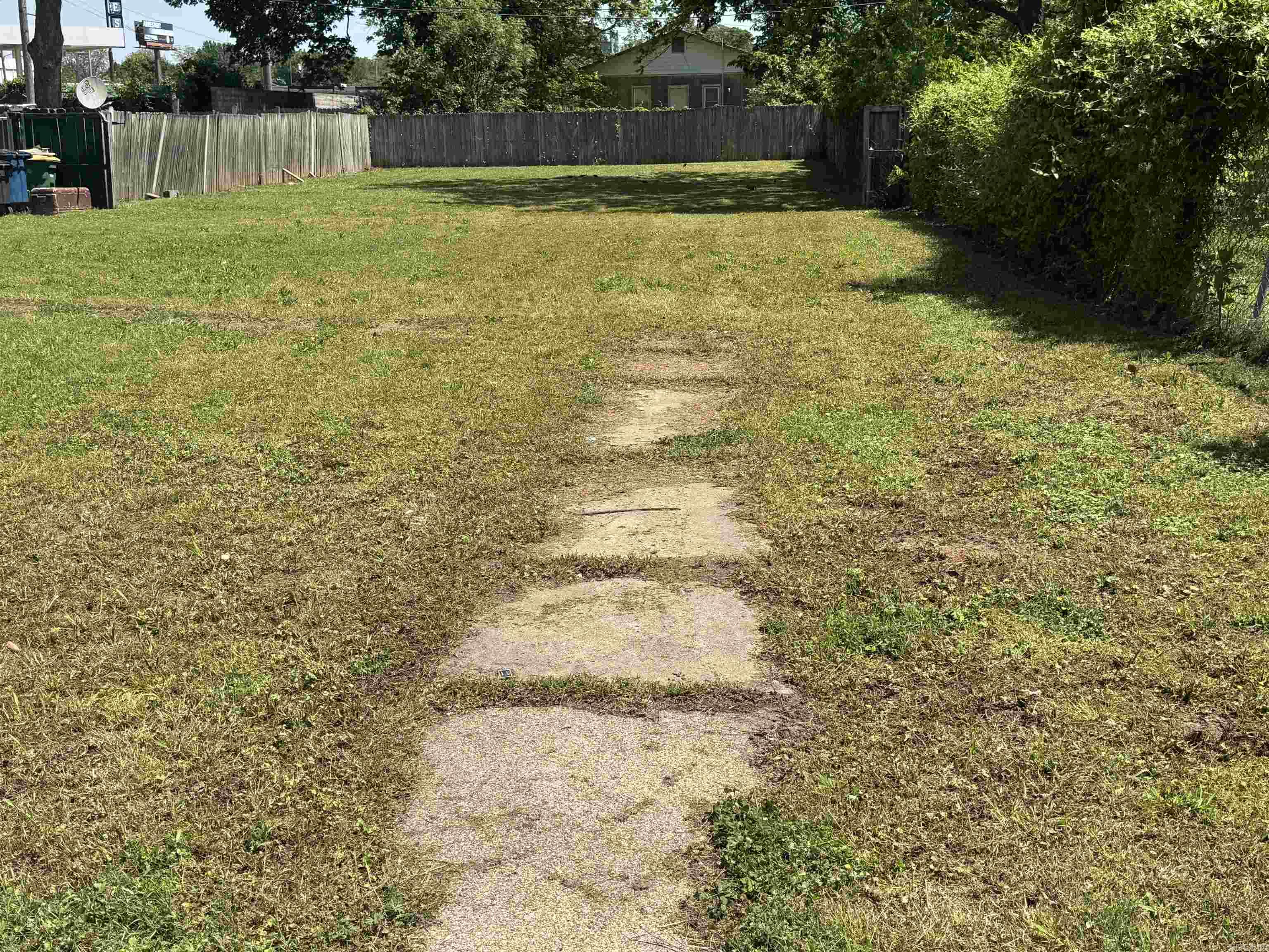 1406 N Magnolia St.  North Little Rock, AR