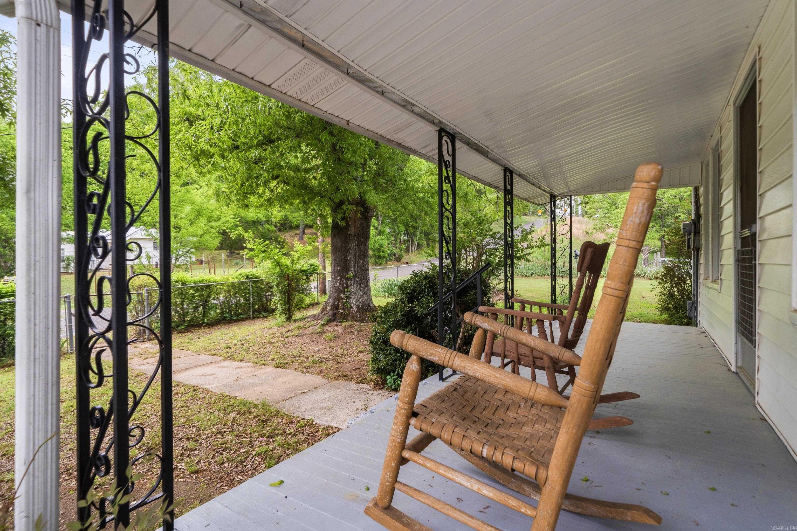 300 Carver  Hot Springs National Park, AR