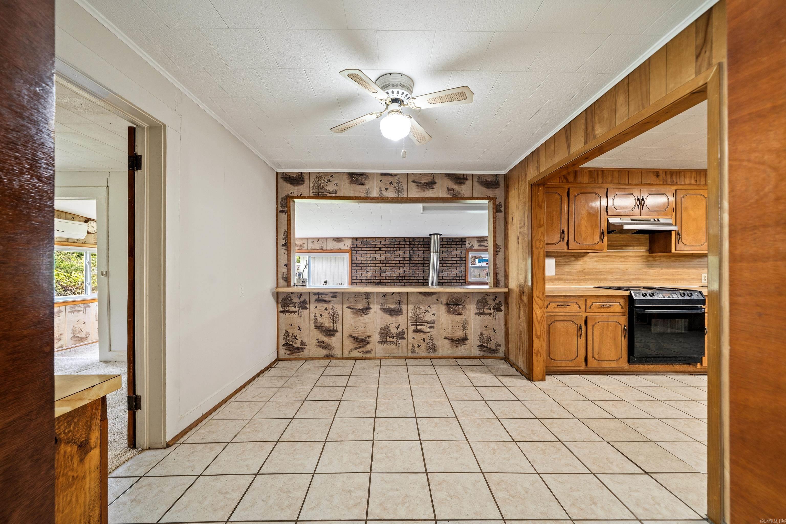 300 Carver  Hot Springs National Park, AR