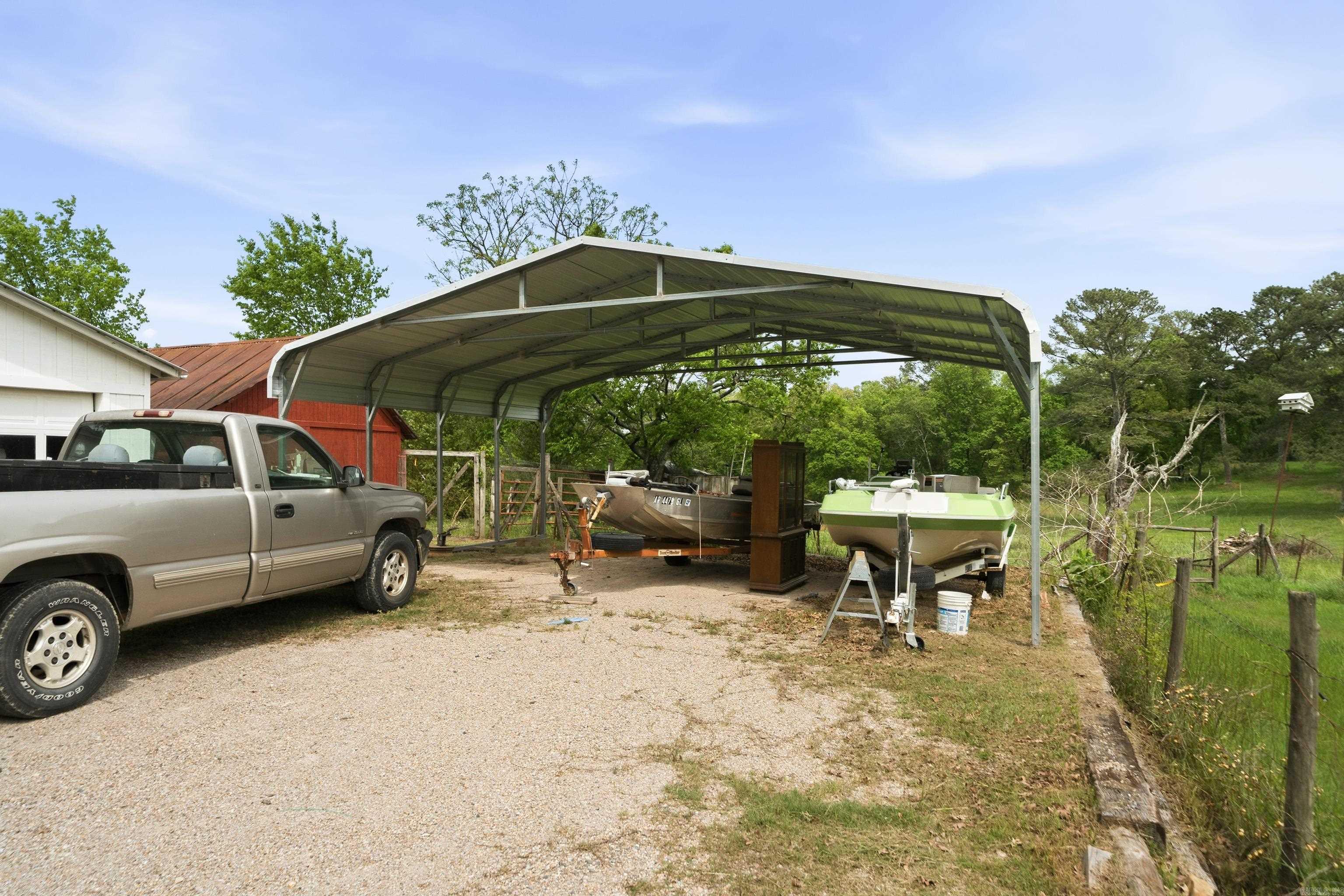 300 Carver  Hot Springs National Park, AR