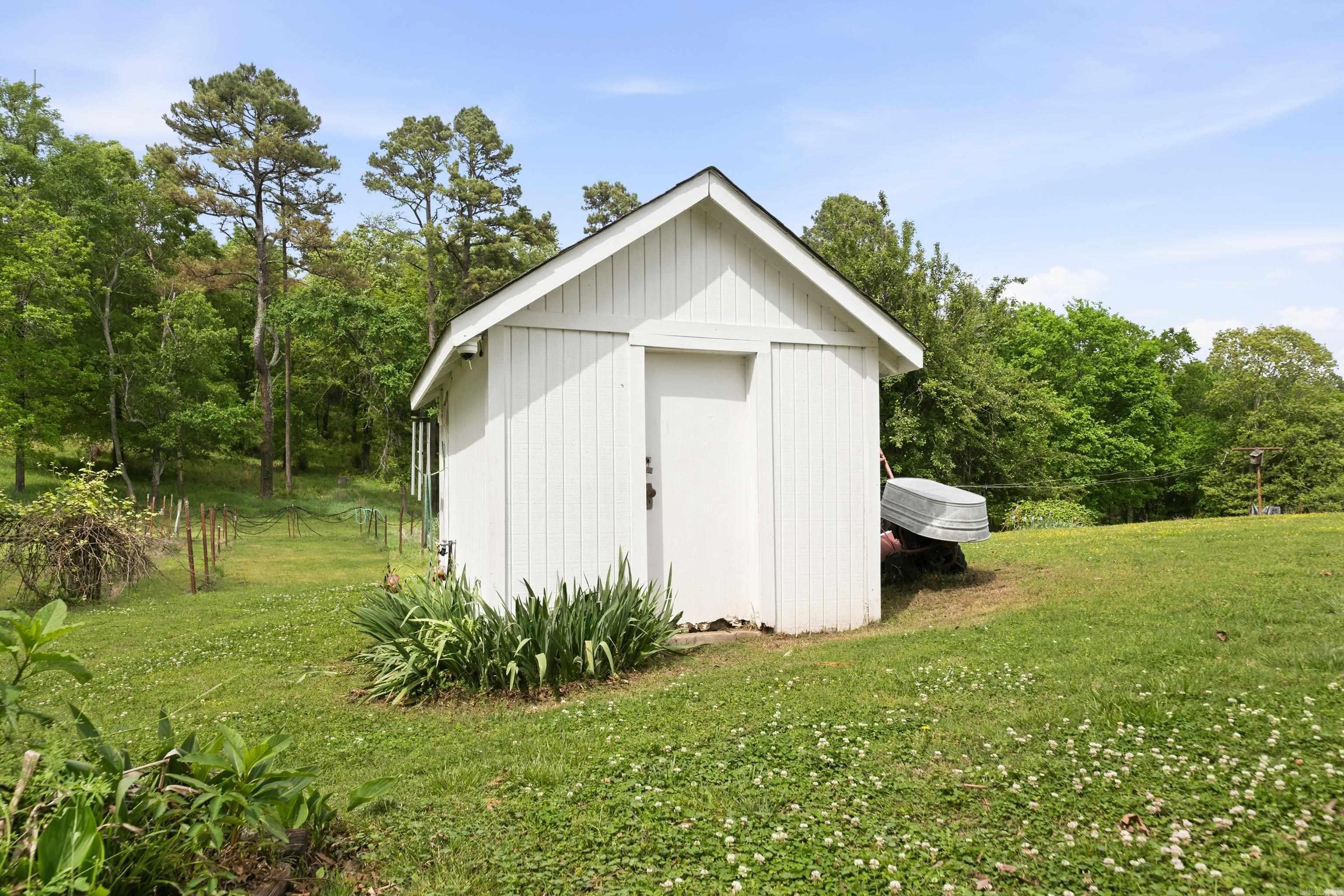 300 Carver  Hot Springs National Park, AR