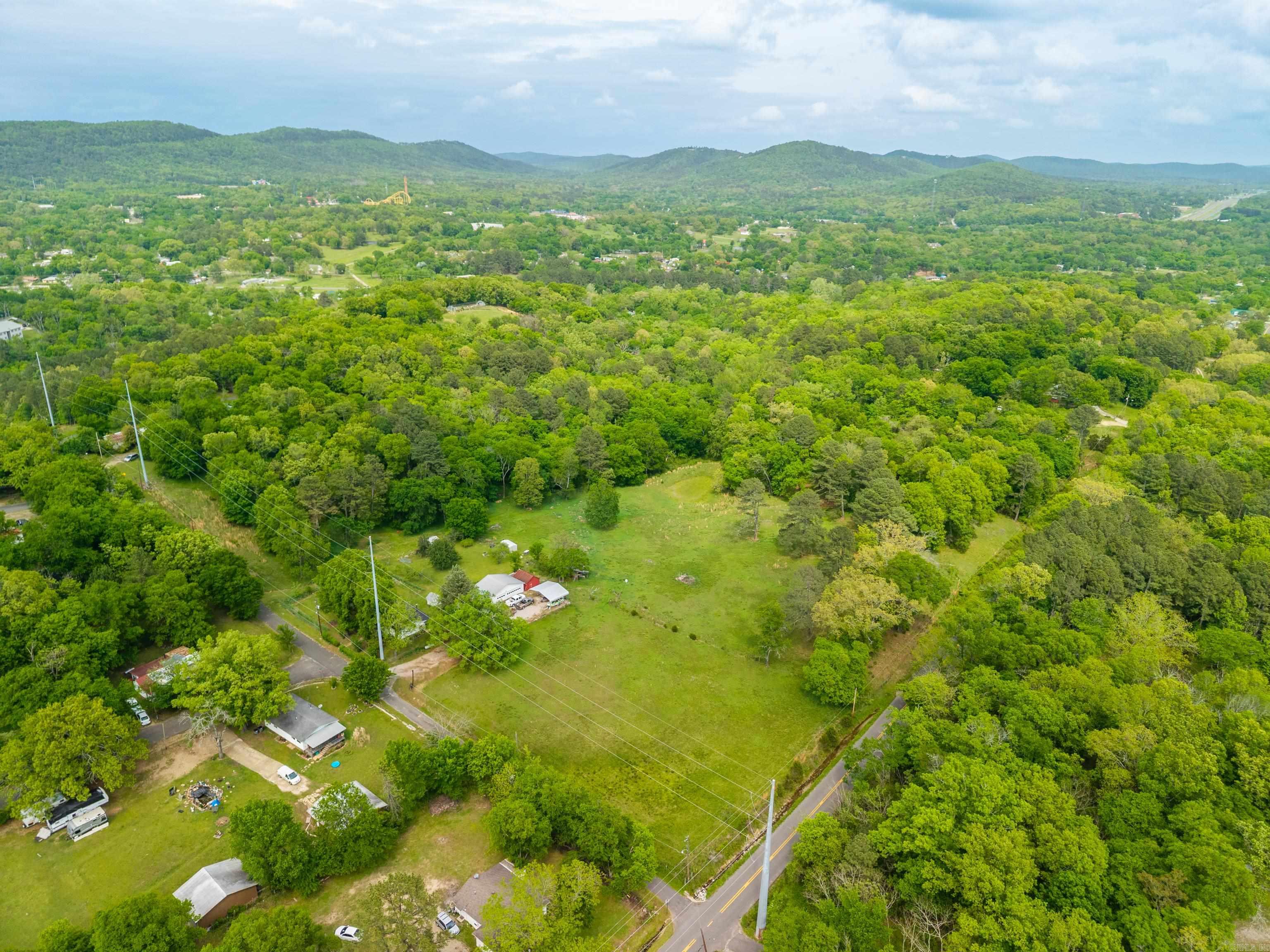 300 Carver  Hot Springs National Park, AR