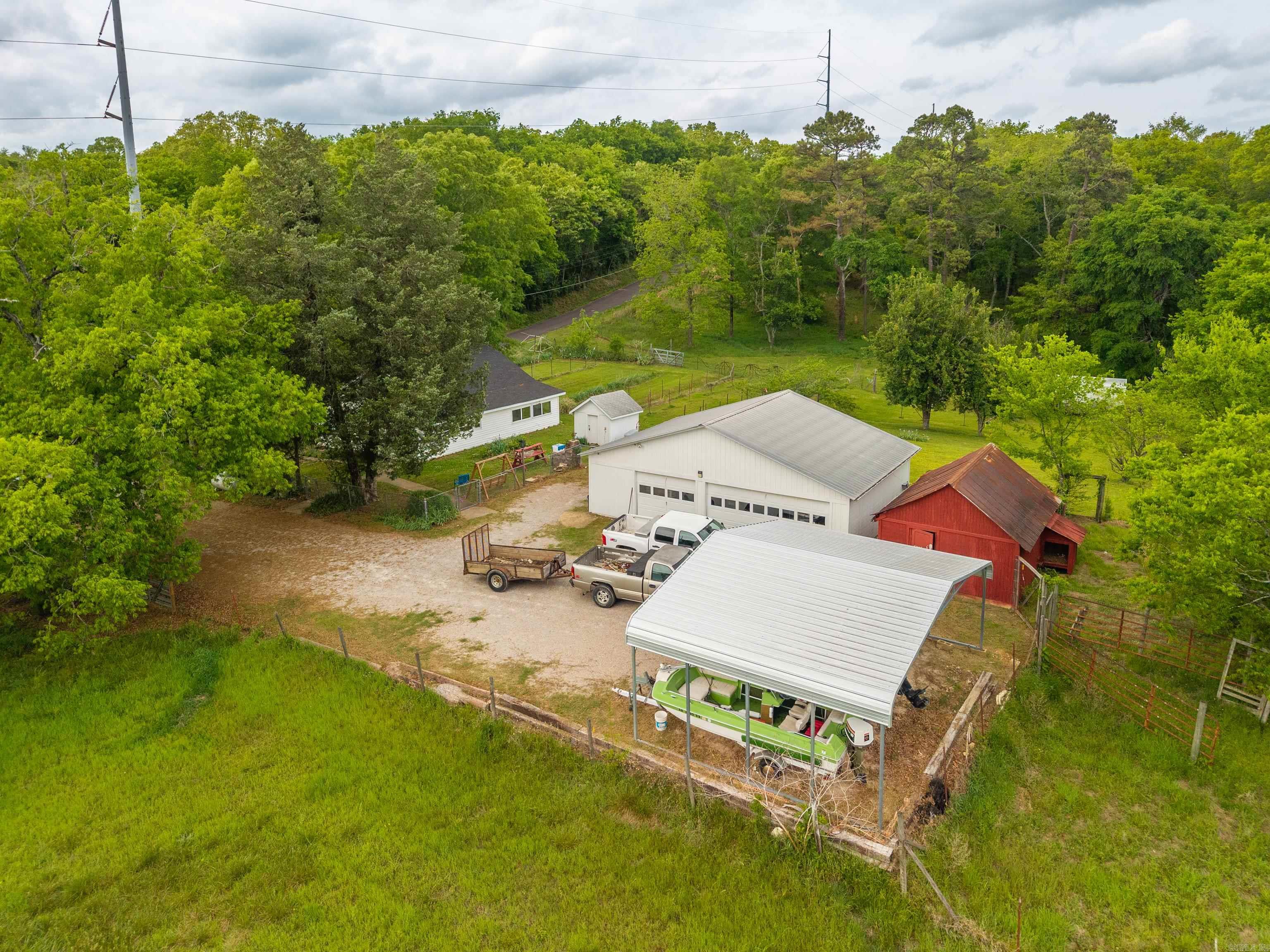 300 Carver  Hot Springs National Park, AR