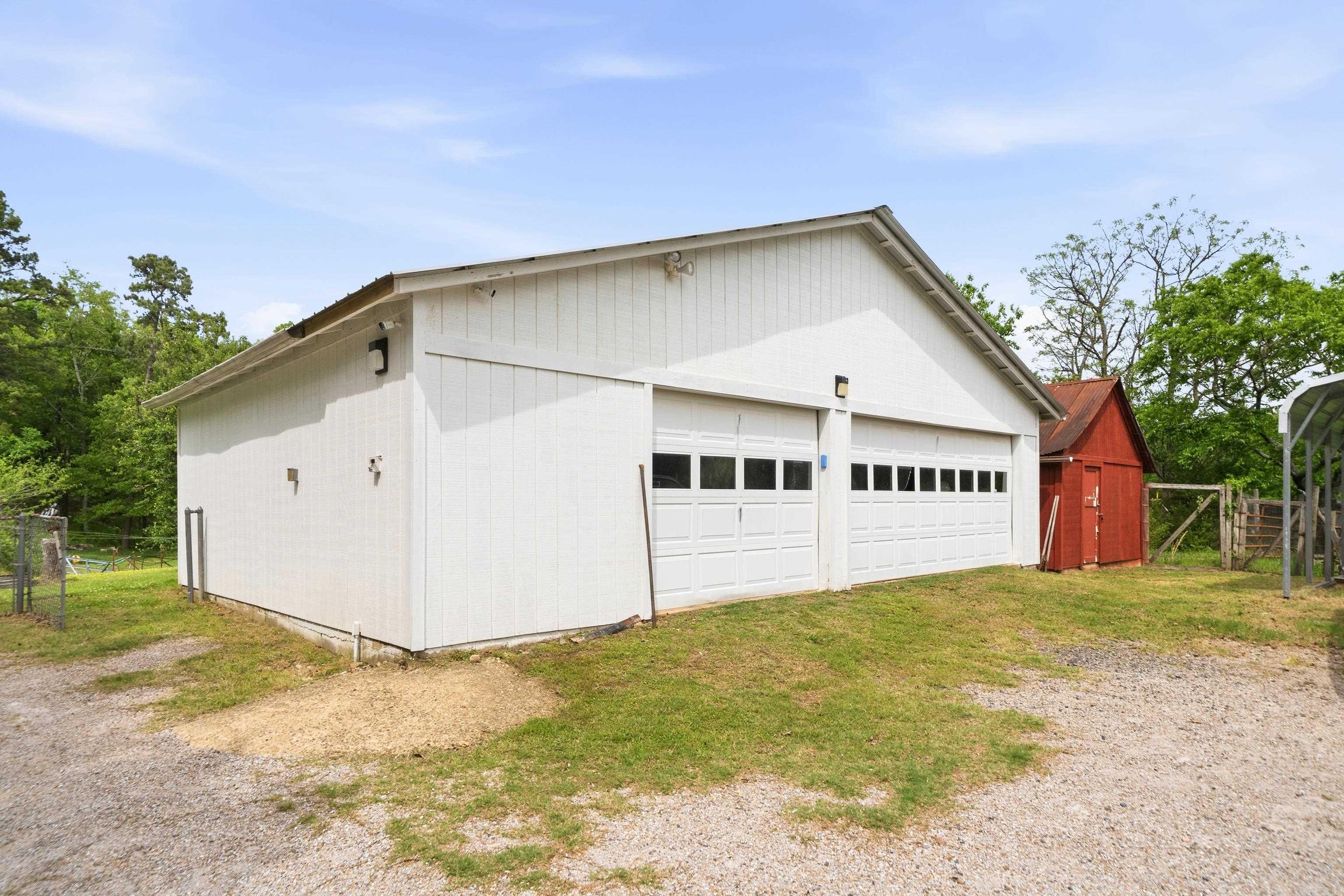 300 Carver  Hot Springs National Park, AR