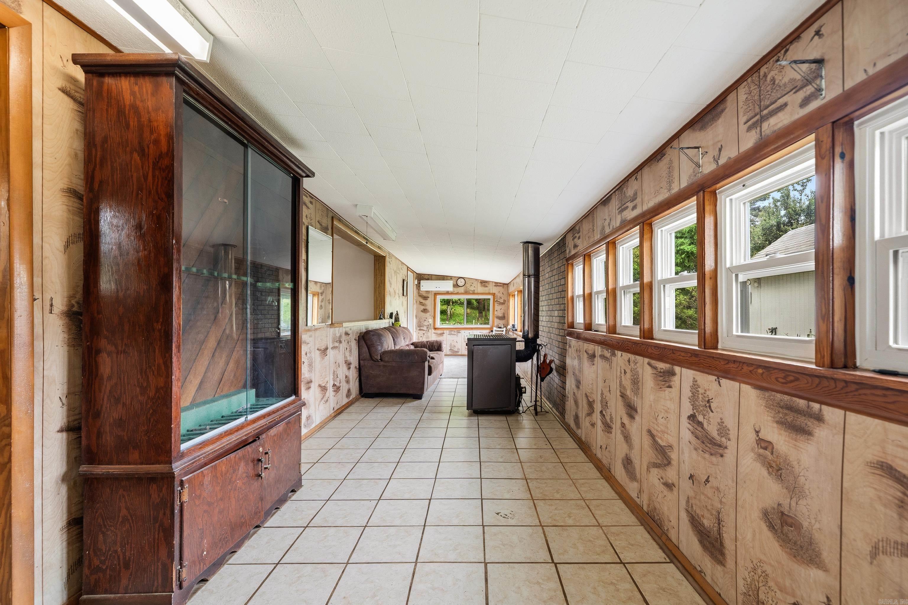 300 Carver  Hot Springs National Park, AR