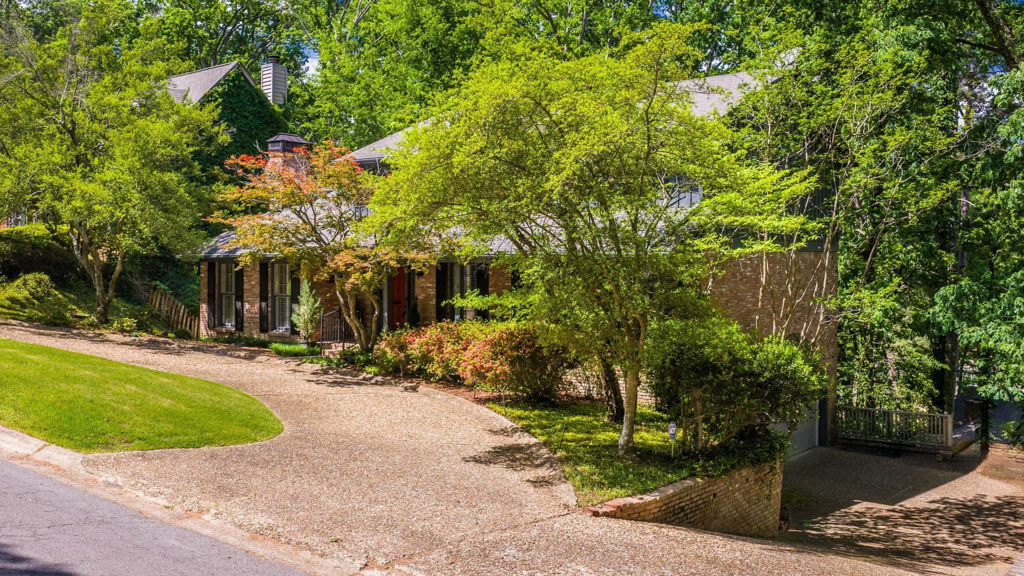 20 Foxhunt Trail  Little Rock, AR