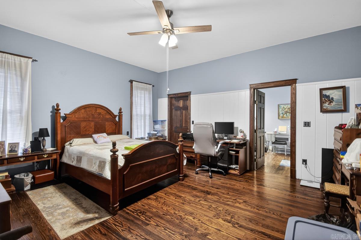 305 N Oak Street  Sheridan, AR