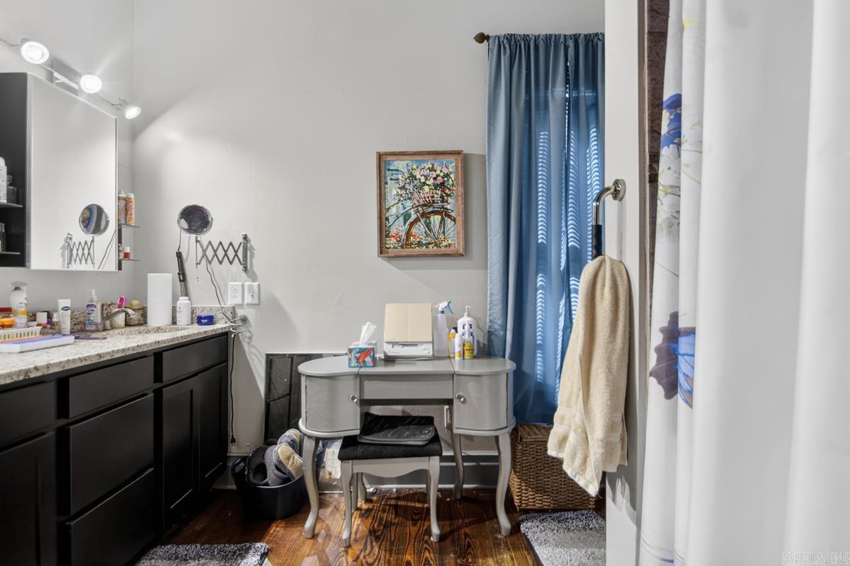 305 N Oak Street  Sheridan, AR