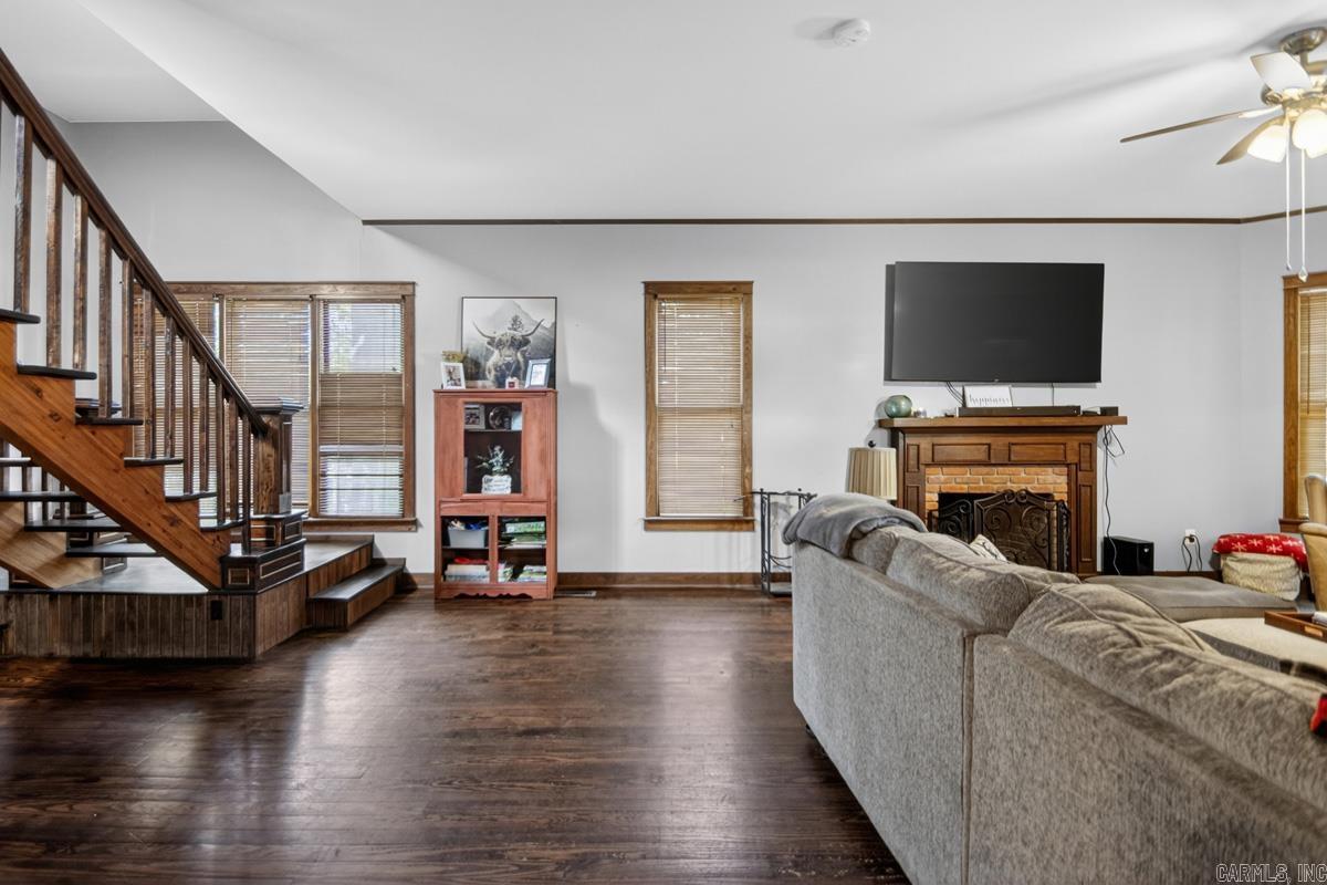 305 N Oak Street  Sheridan, AR