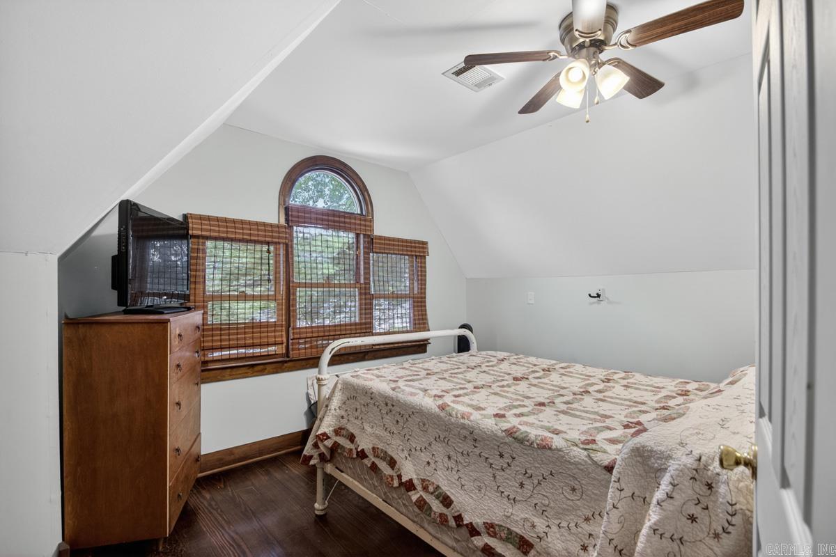 305 N Oak Street  Sheridan, AR