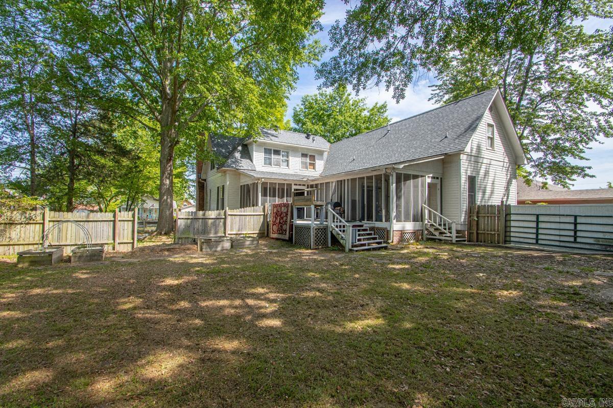 305 N Oak Street  Sheridan, AR