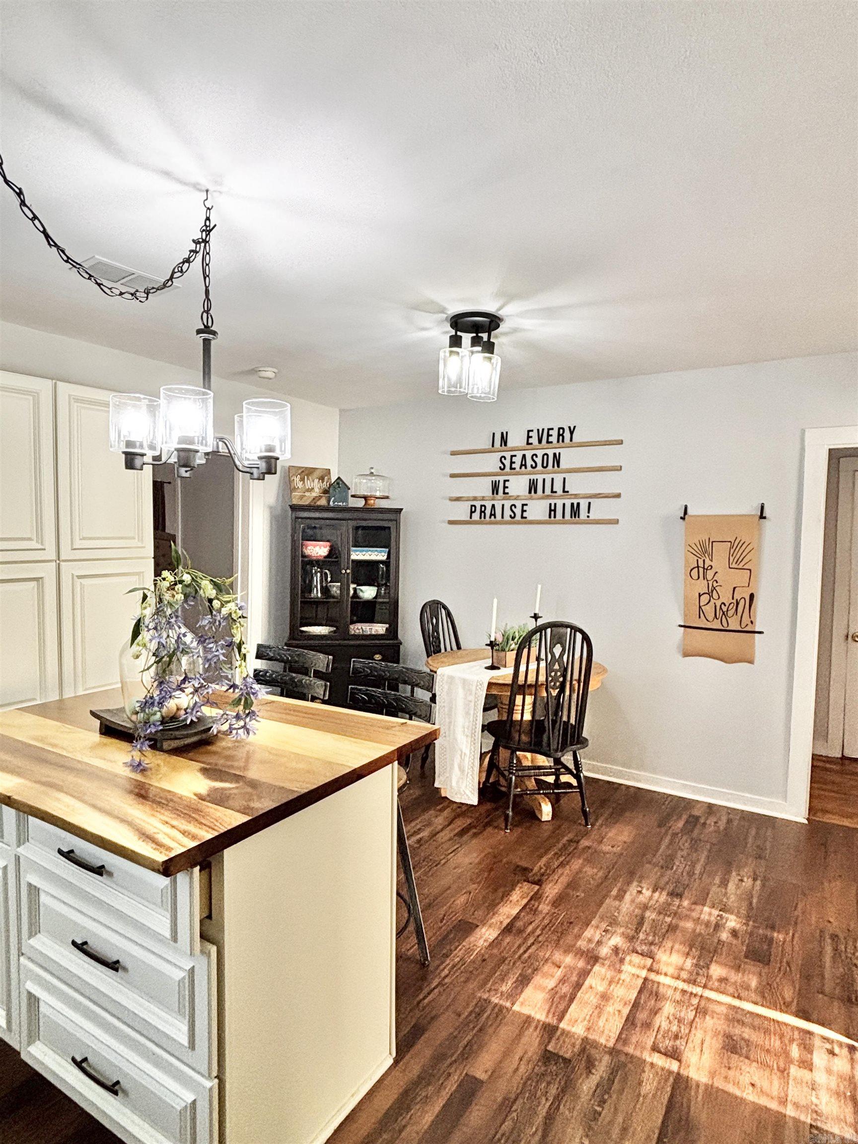 412 N Morrill  Morrilton, AR