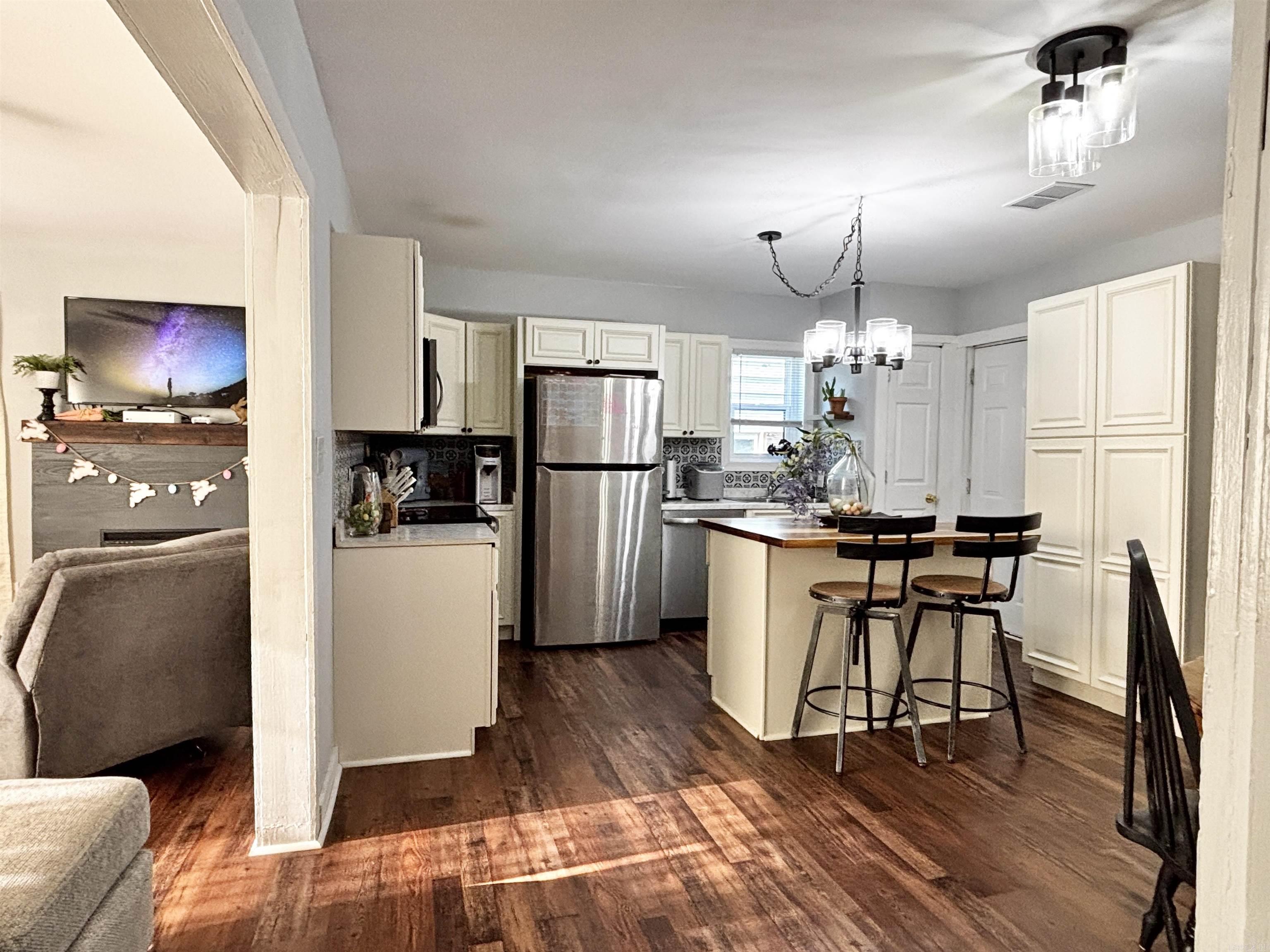 412 N Morrill  Morrilton, AR