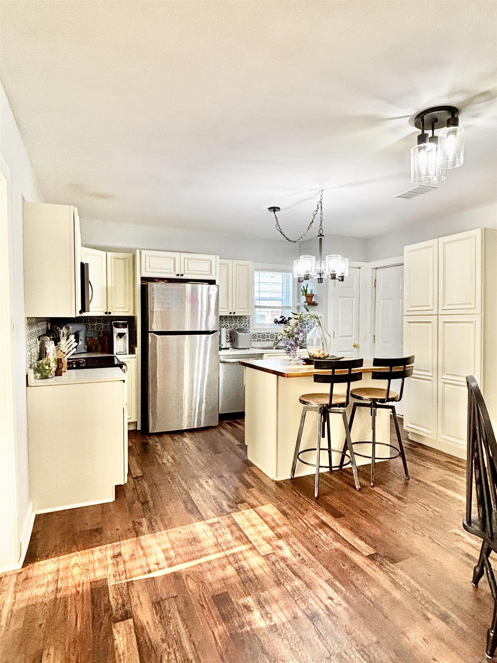 412 N Morrill  Morrilton, AR