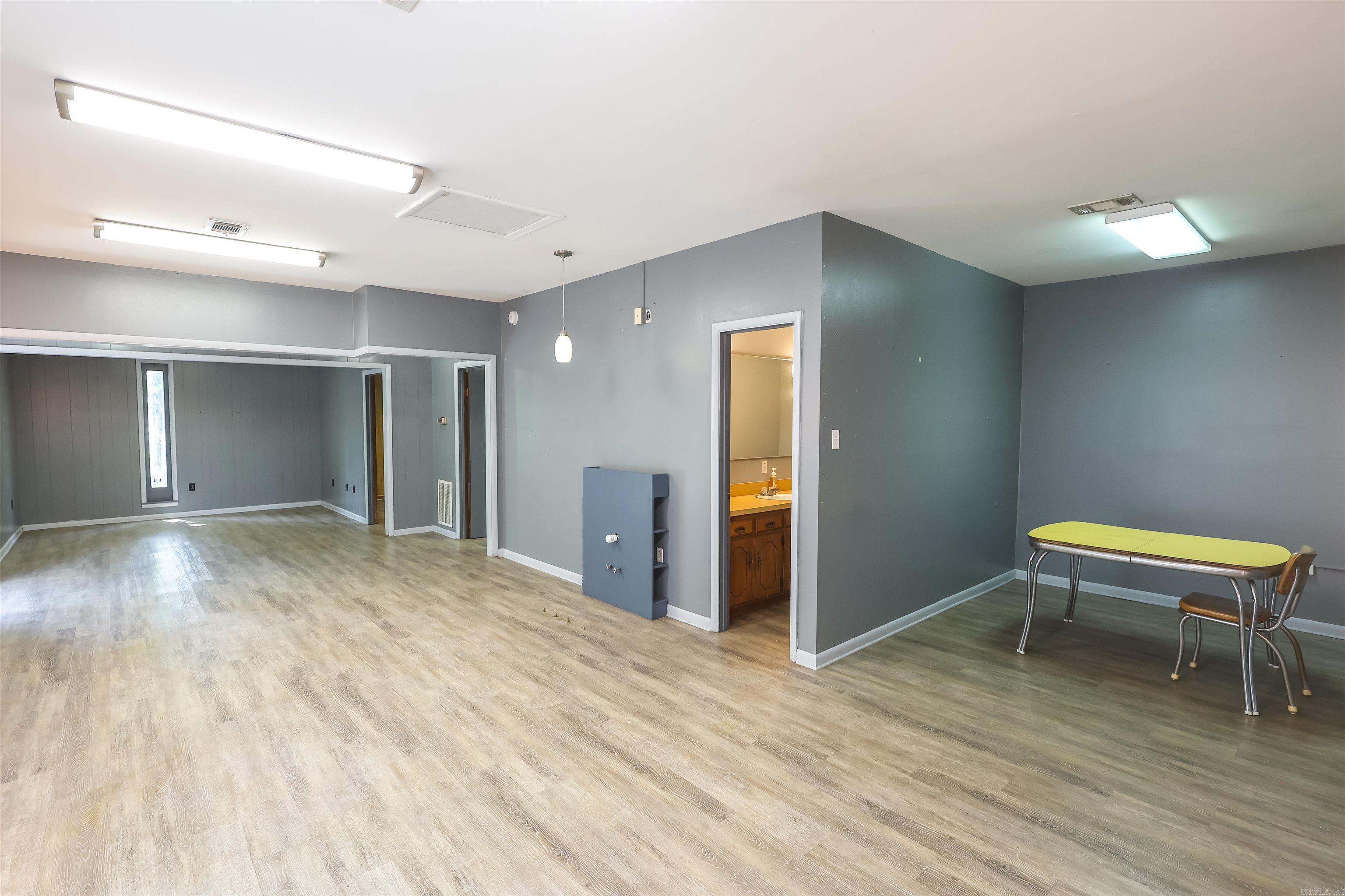 240 N George  Mount Ida, AR