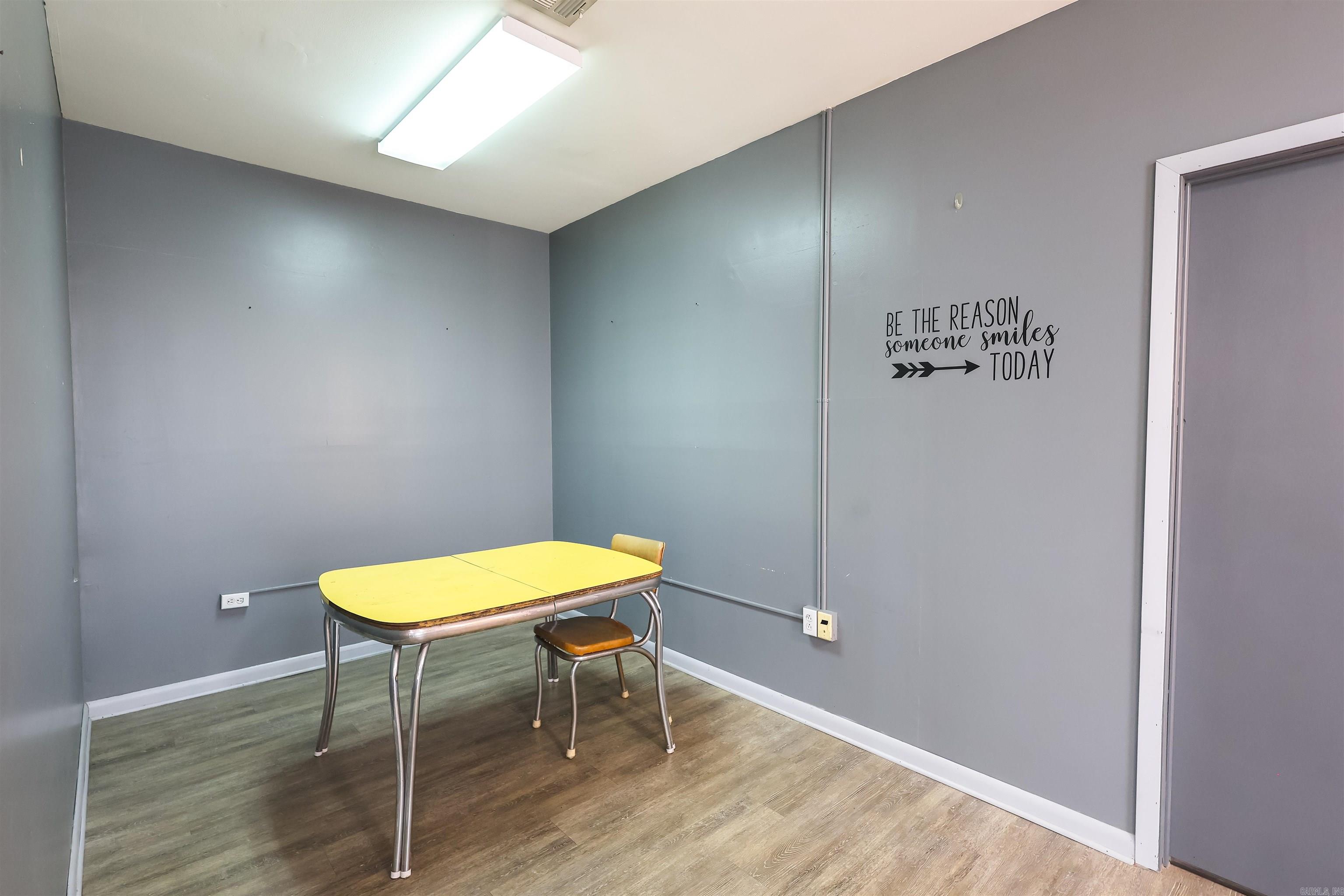 240 N George  Mount Ida, AR