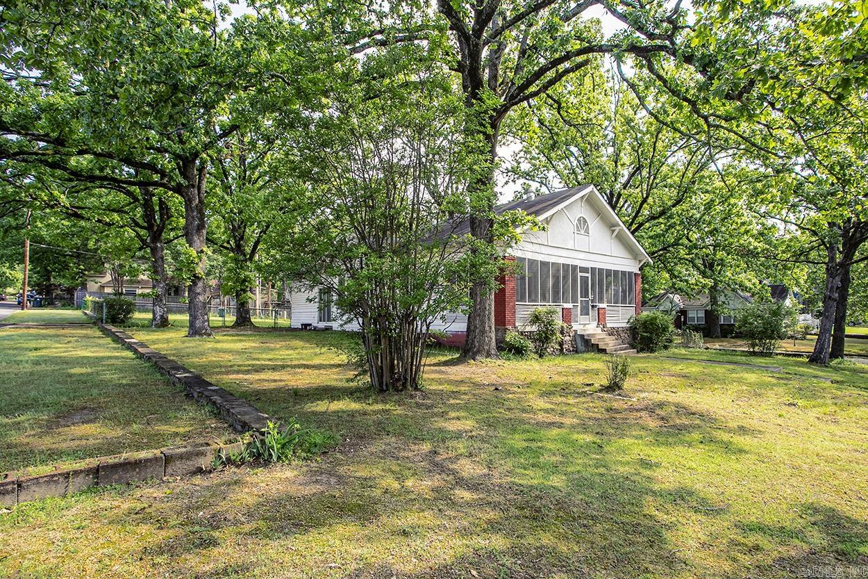 5222 Woodlawn  Little Rock, AR