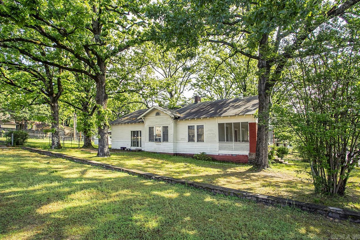 5222 Woodlawn  Little Rock, AR