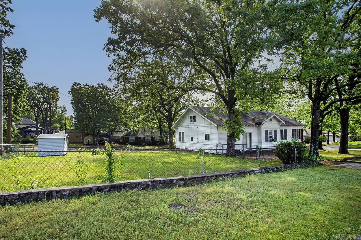 5222 Woodlawn  Little Rock, AR