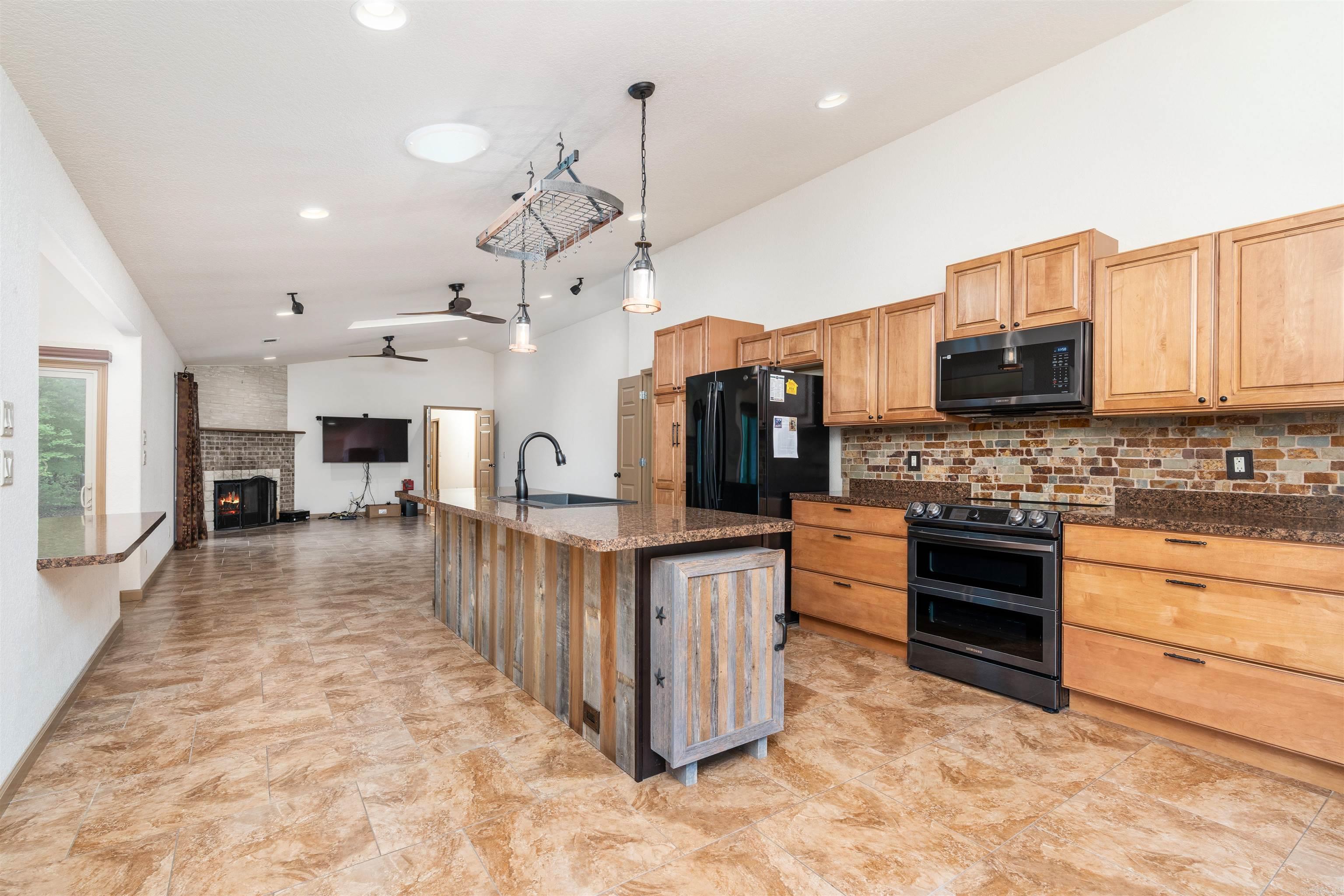 13 Belleza  Hot Springs Village, AR