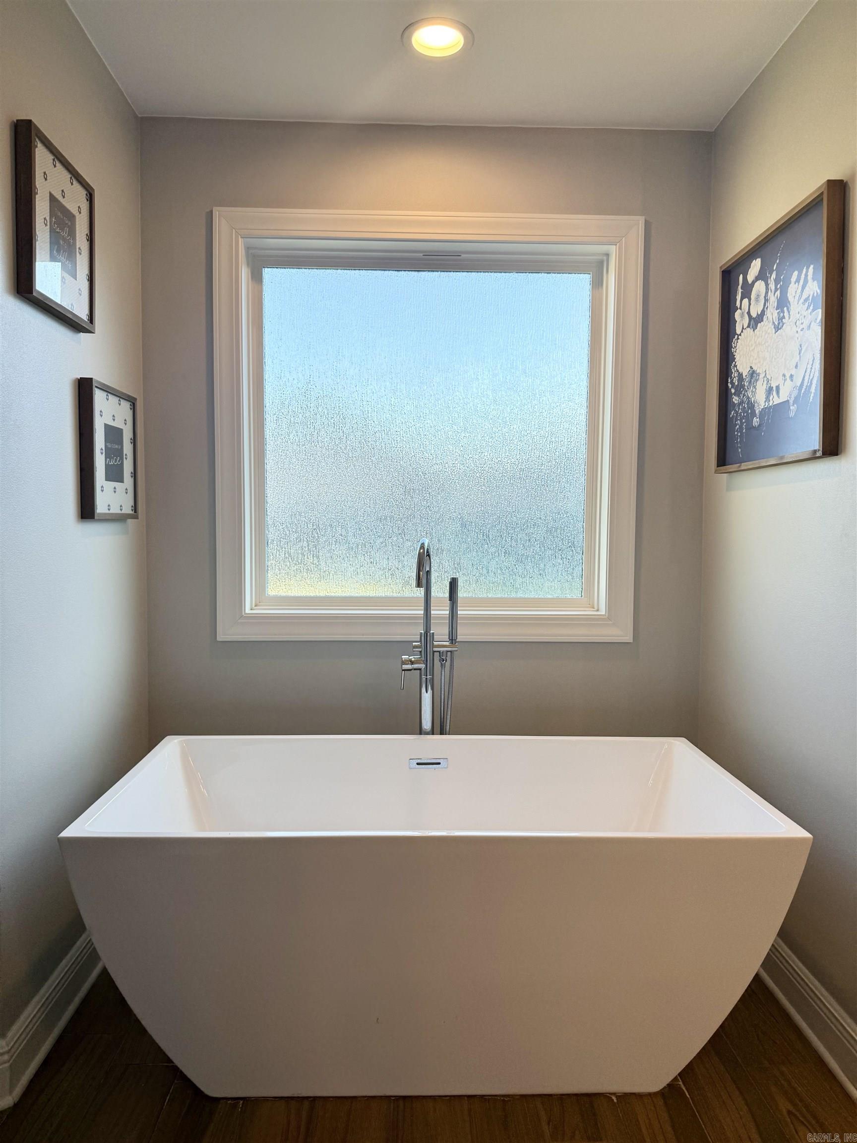 2507 Neeley Rae  Paragould, AR