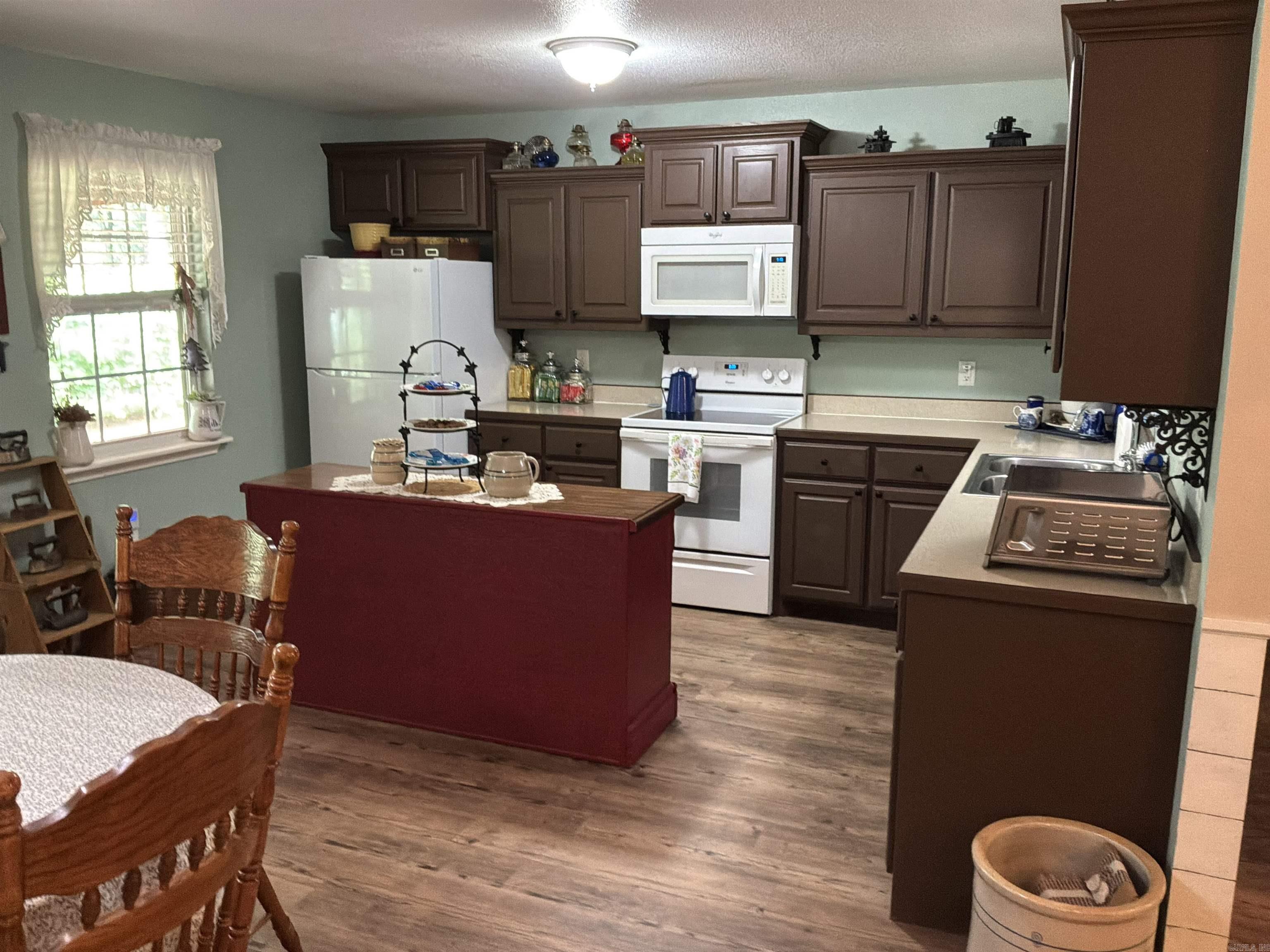 219 Hempstead 345  Nashville, AR