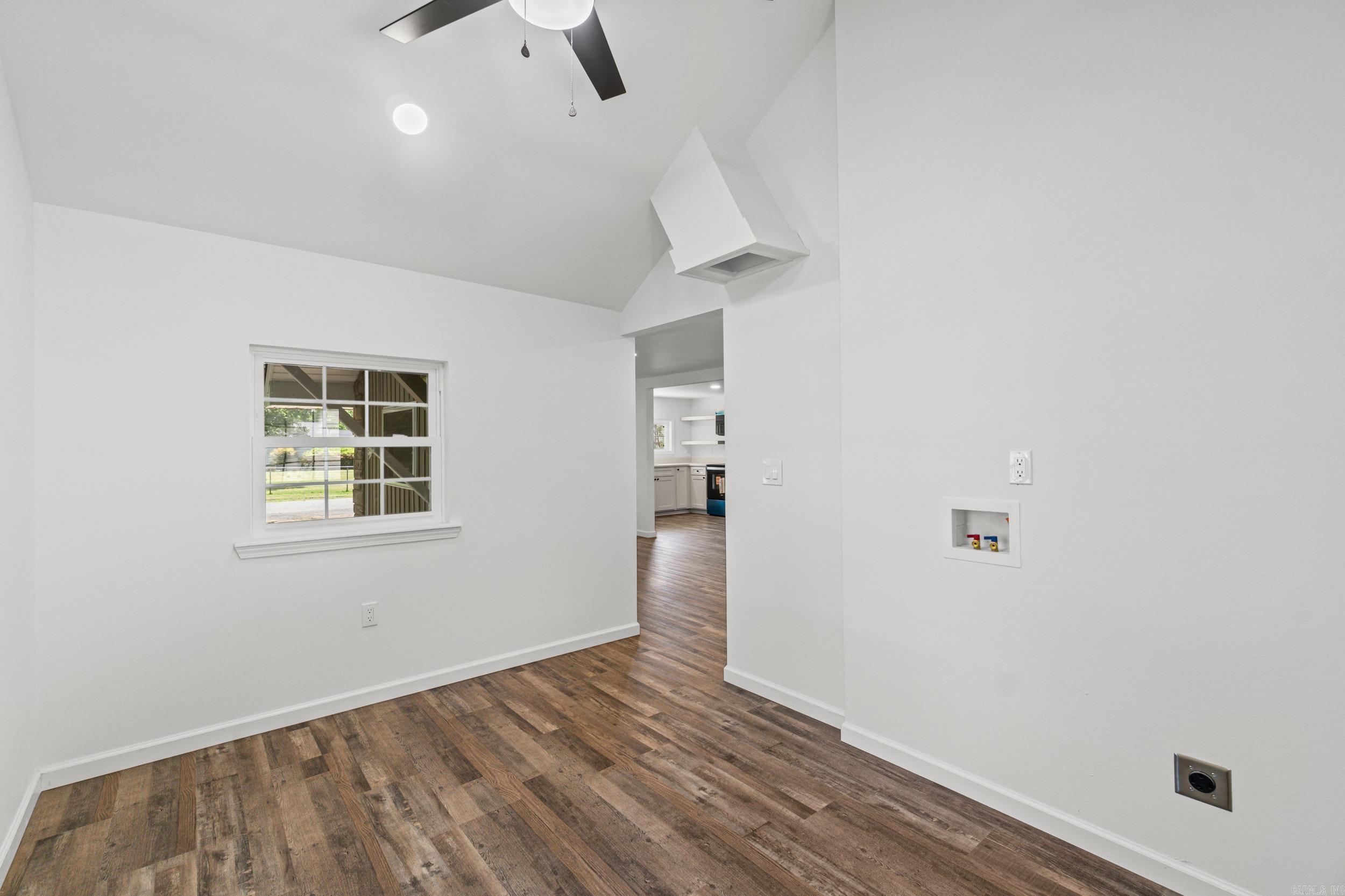 201 N Holly  Beebe, AR