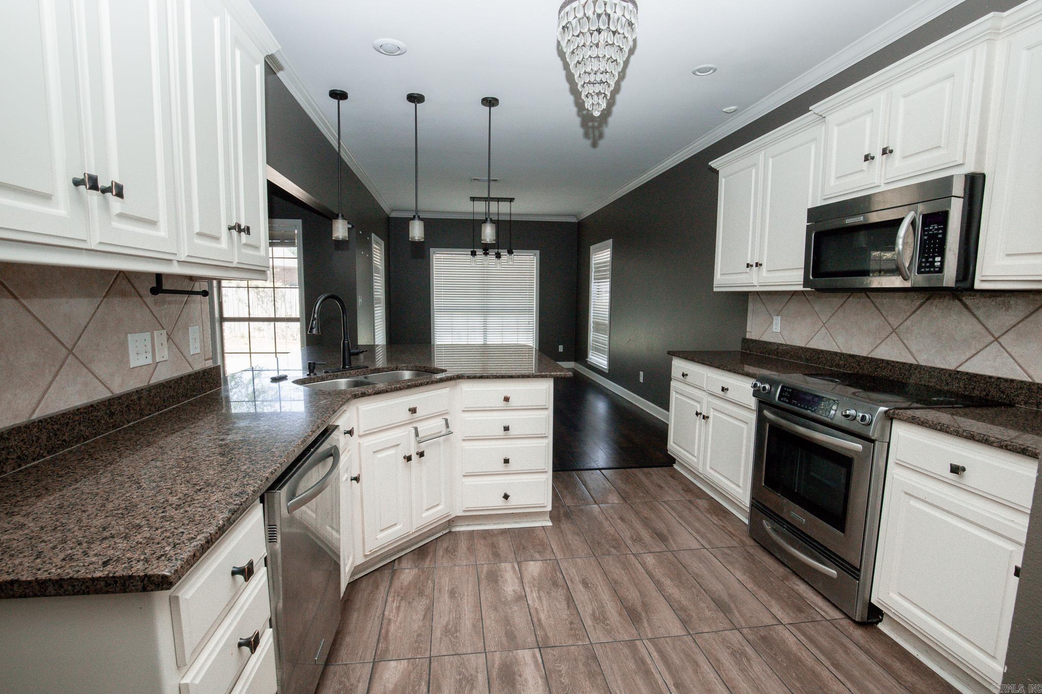 1328 Turtle cove  White Hall, AR