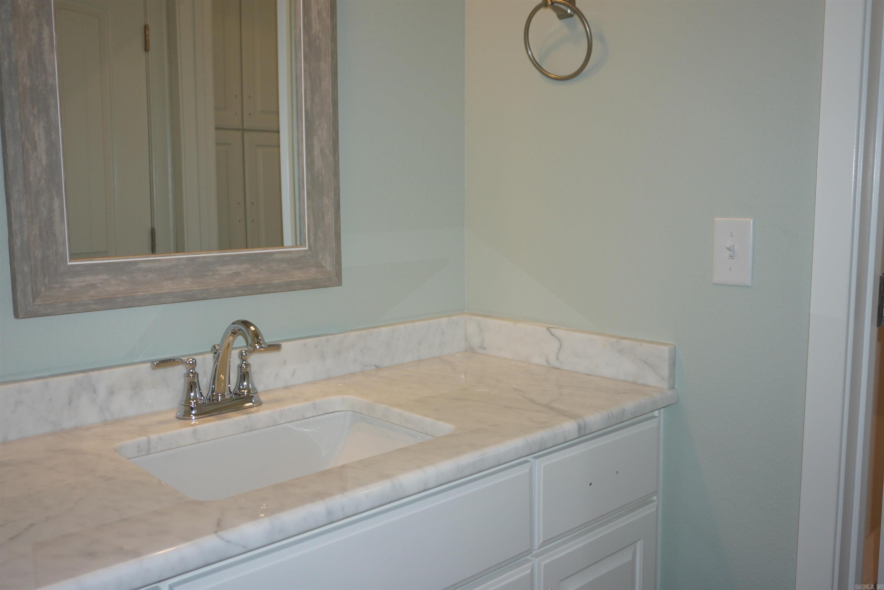 601 Country Club  Searcy, AR