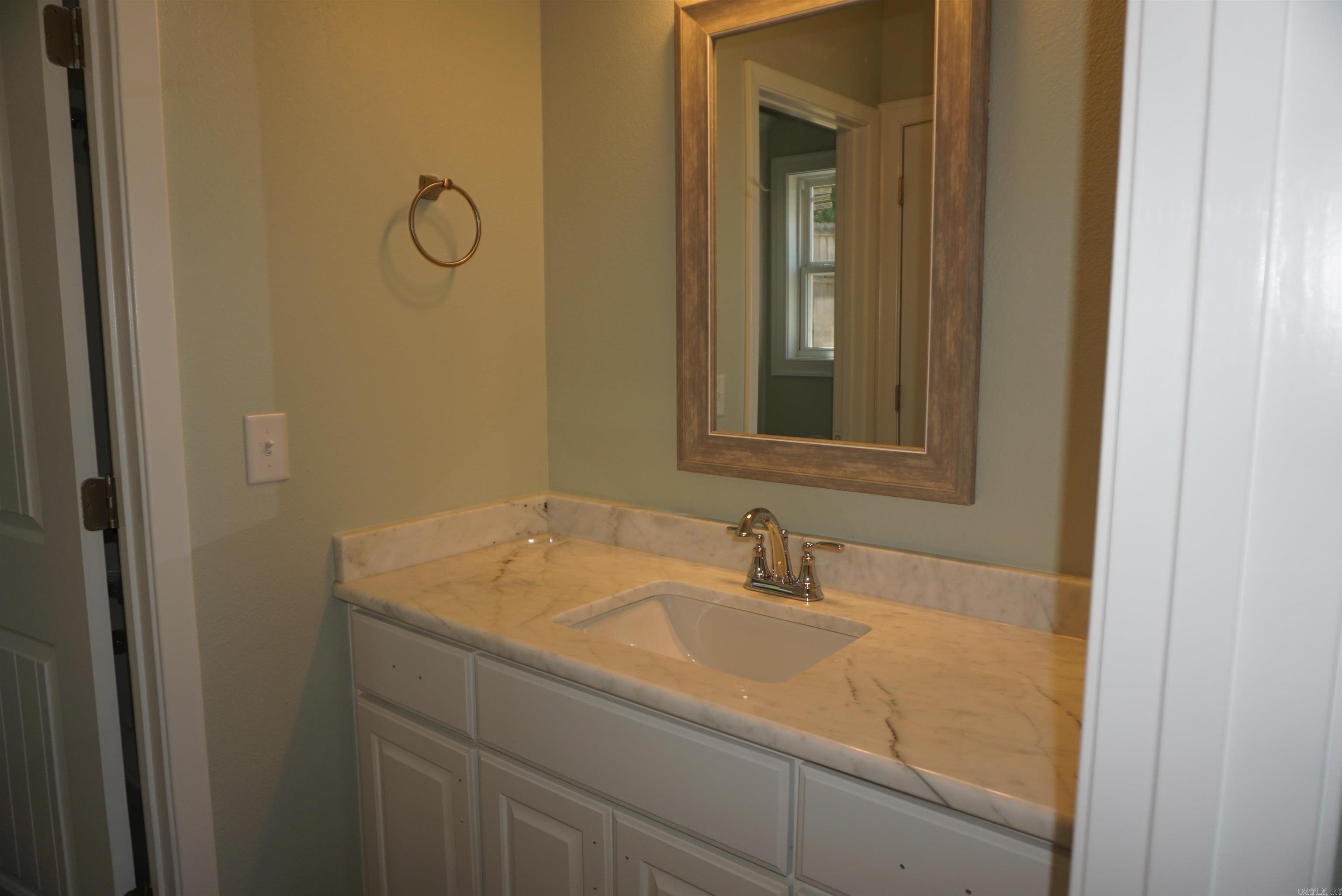 601 Country Club  Searcy, AR