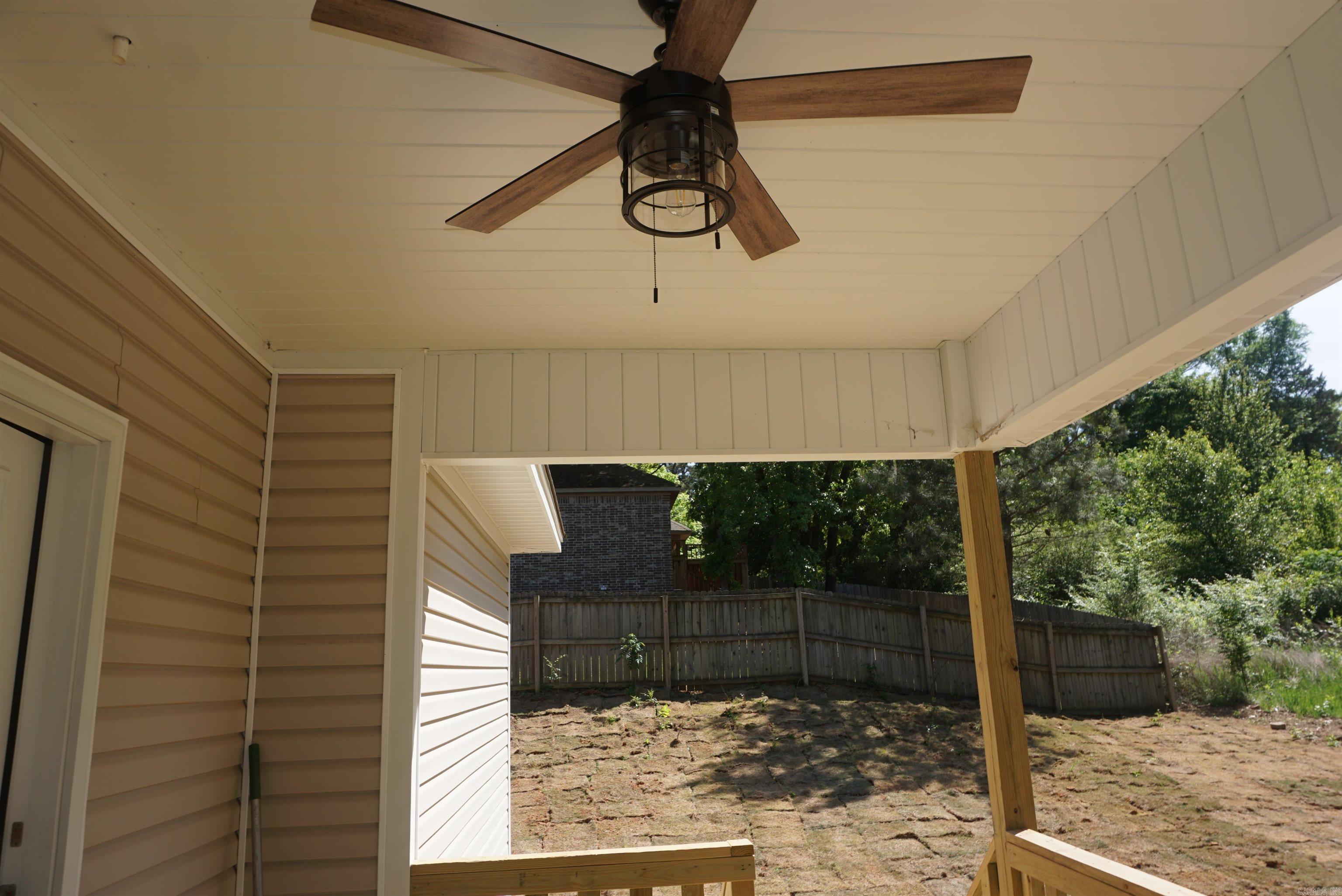 601 Country Club  Searcy, AR