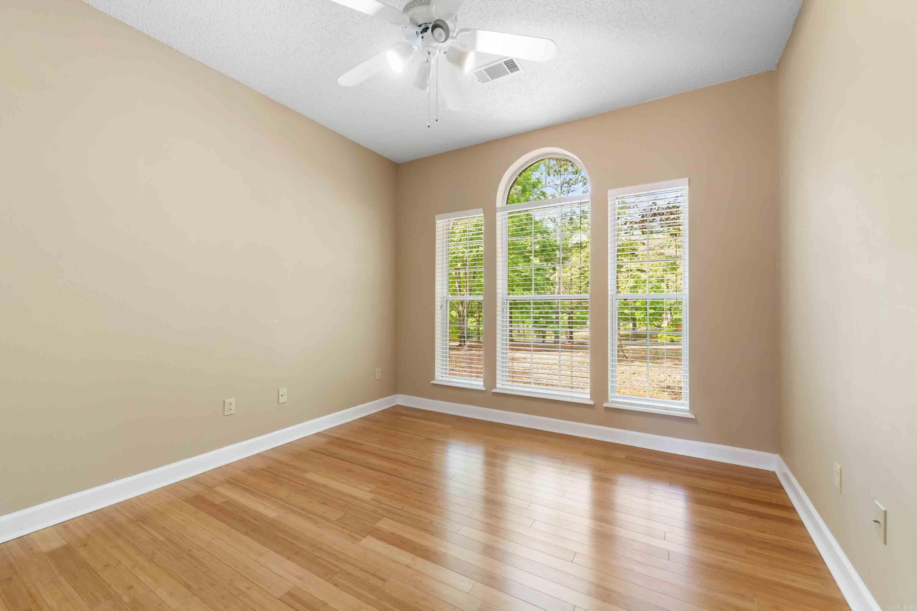 2 Plantation Drive East  Heber Springs, AR